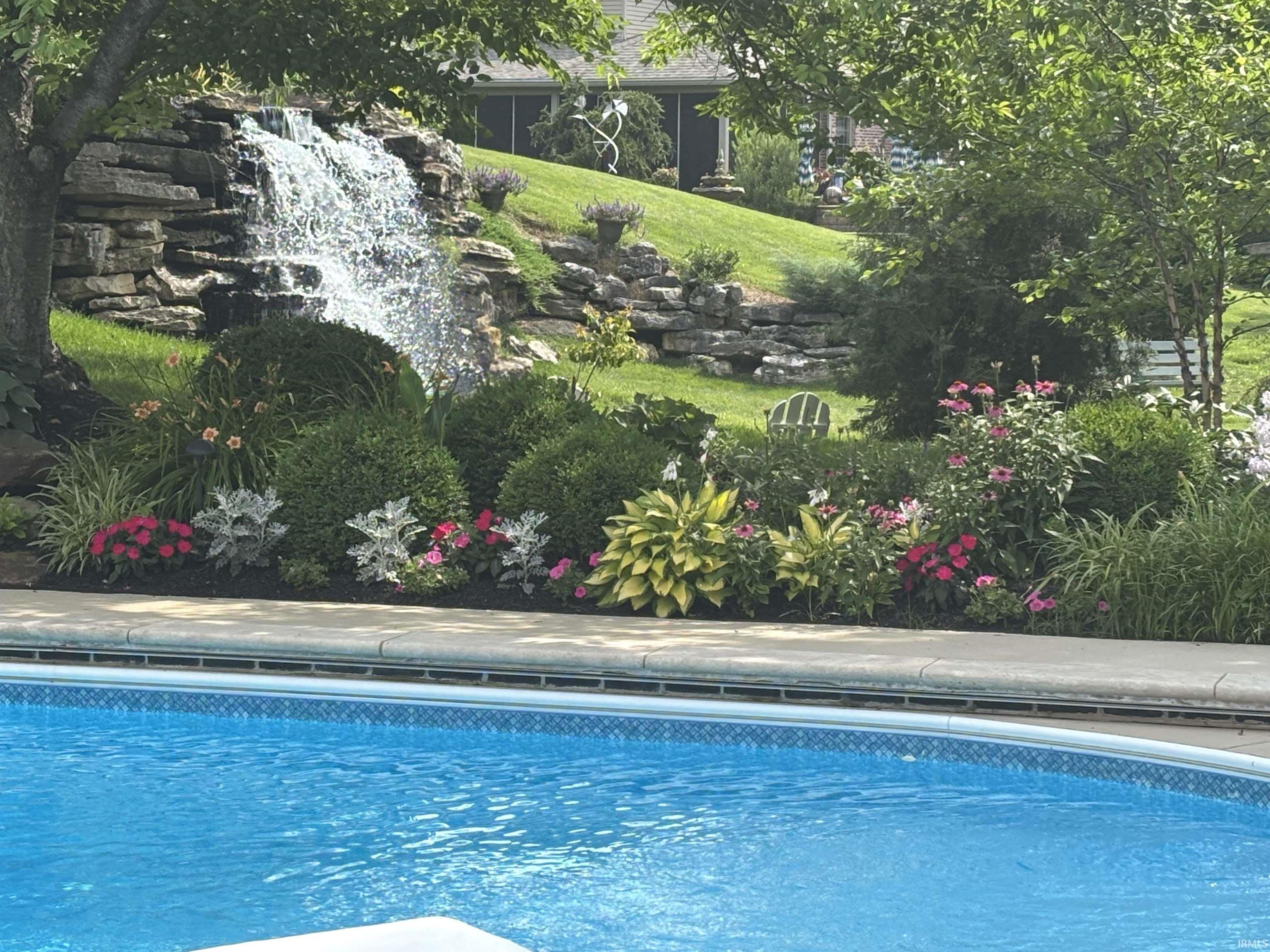 Homes for sale in Newburgh, IN | 8634 Briarose Ct, Newburgh, IN 47630 | MLS# 202544061