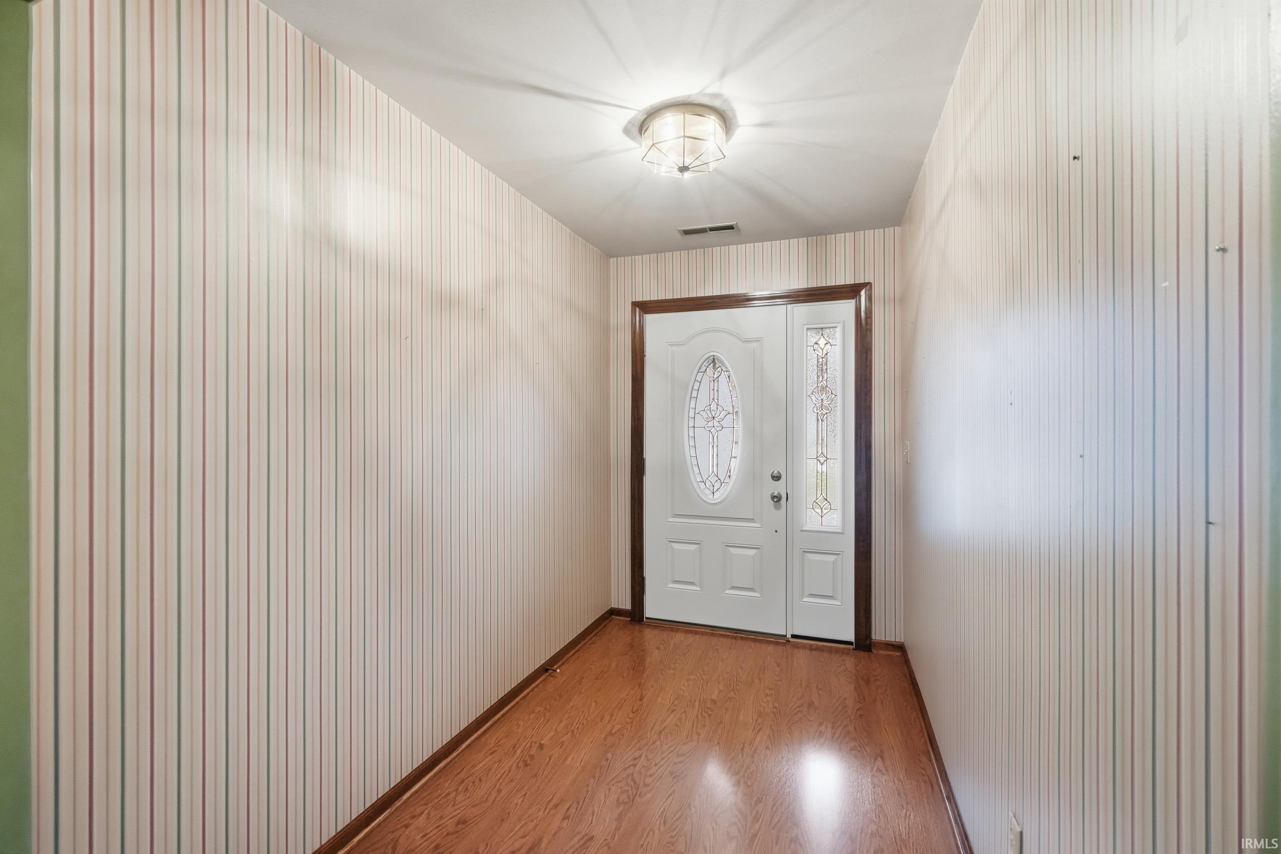 Photo 1 of 1011 Elm Street