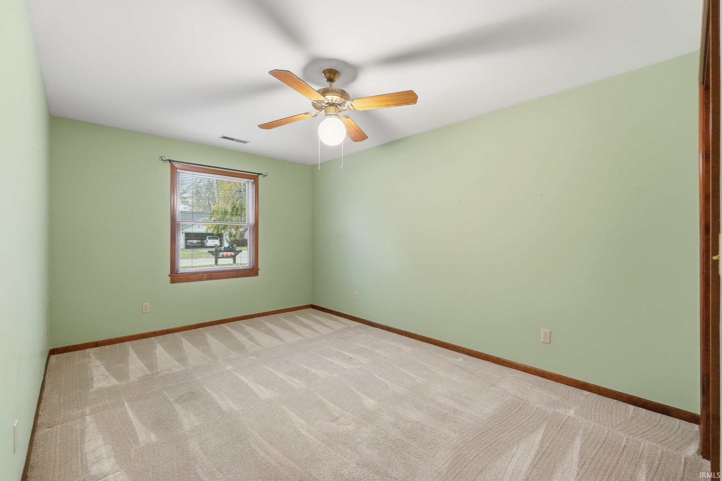 Photo 16 of 1011 Elm Street