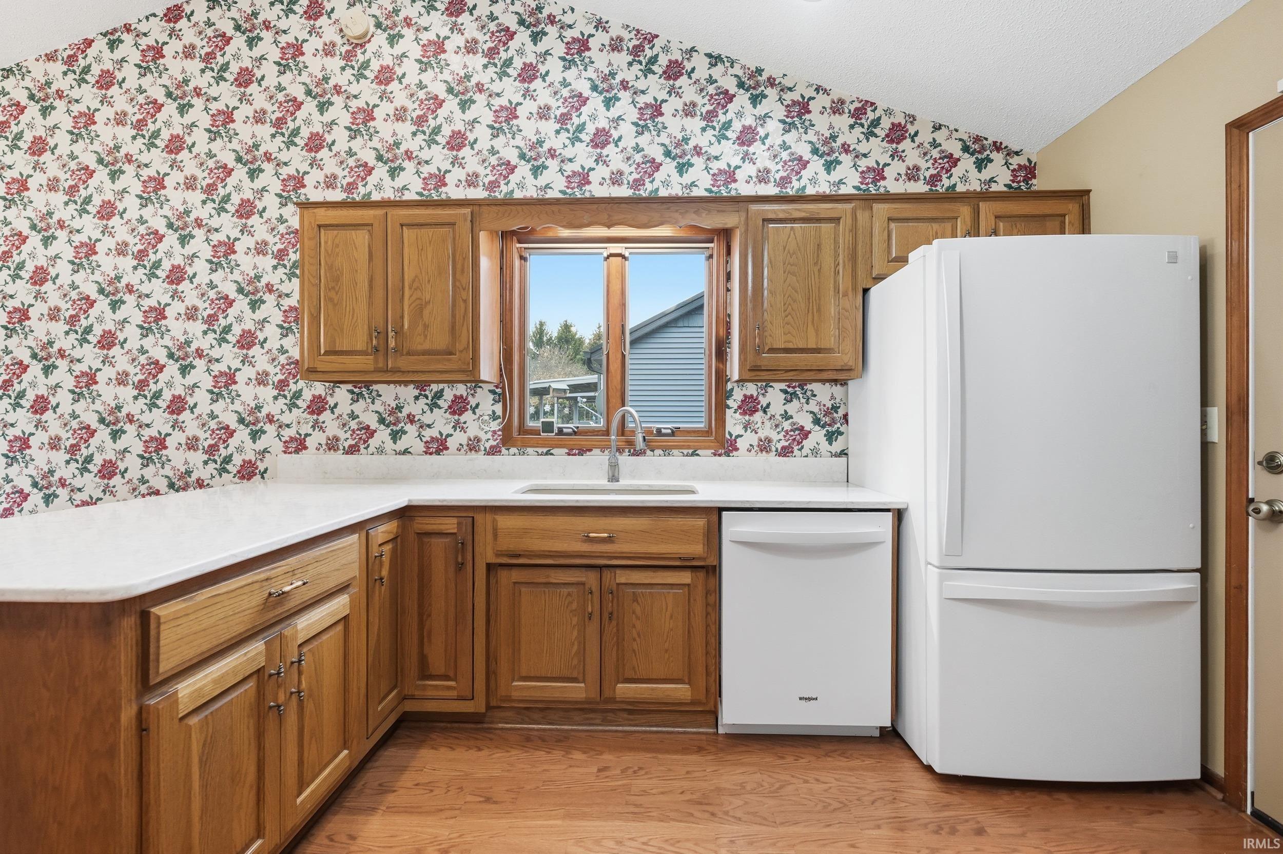 Photo 8 of 1011 Elm Street