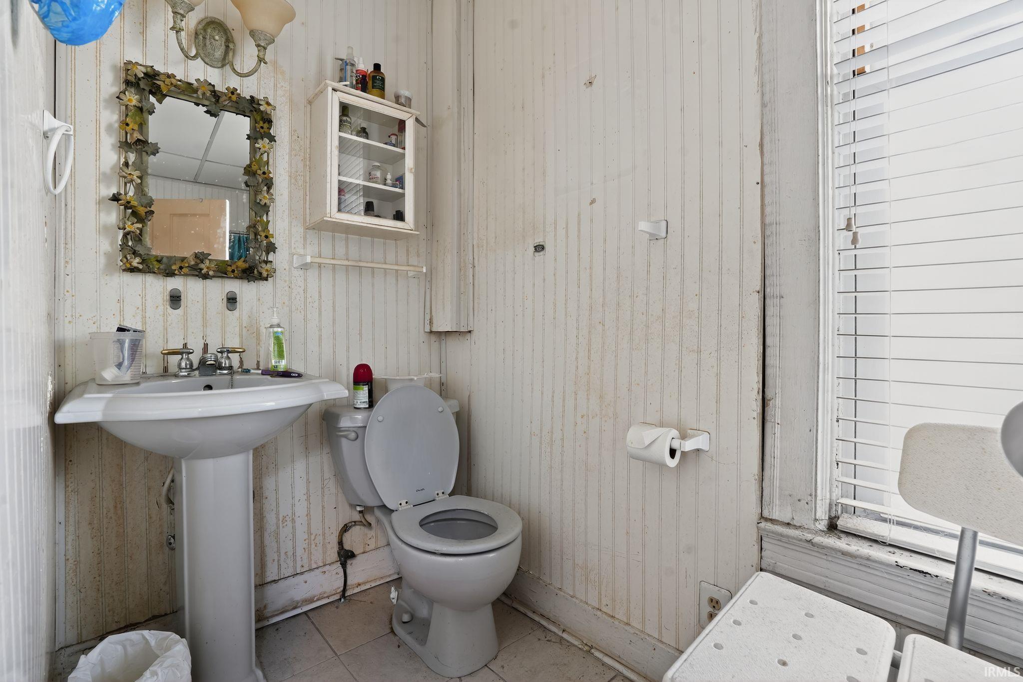 Photo 23 of 920 Madison Street