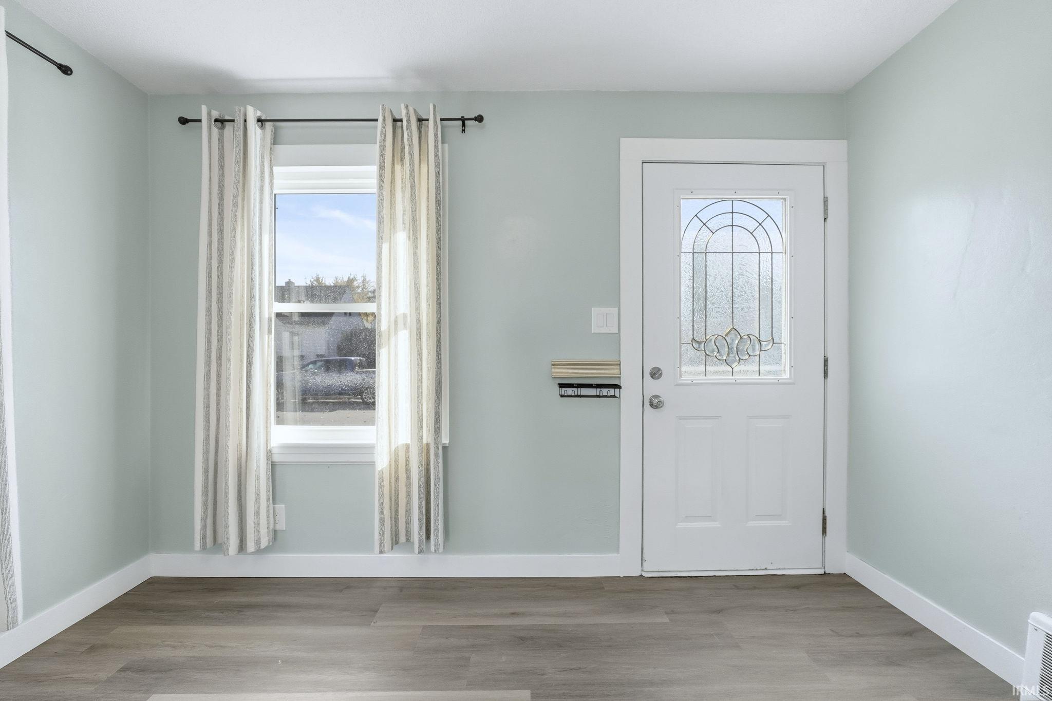 Photo 2 of 545 Charlotte Avenue