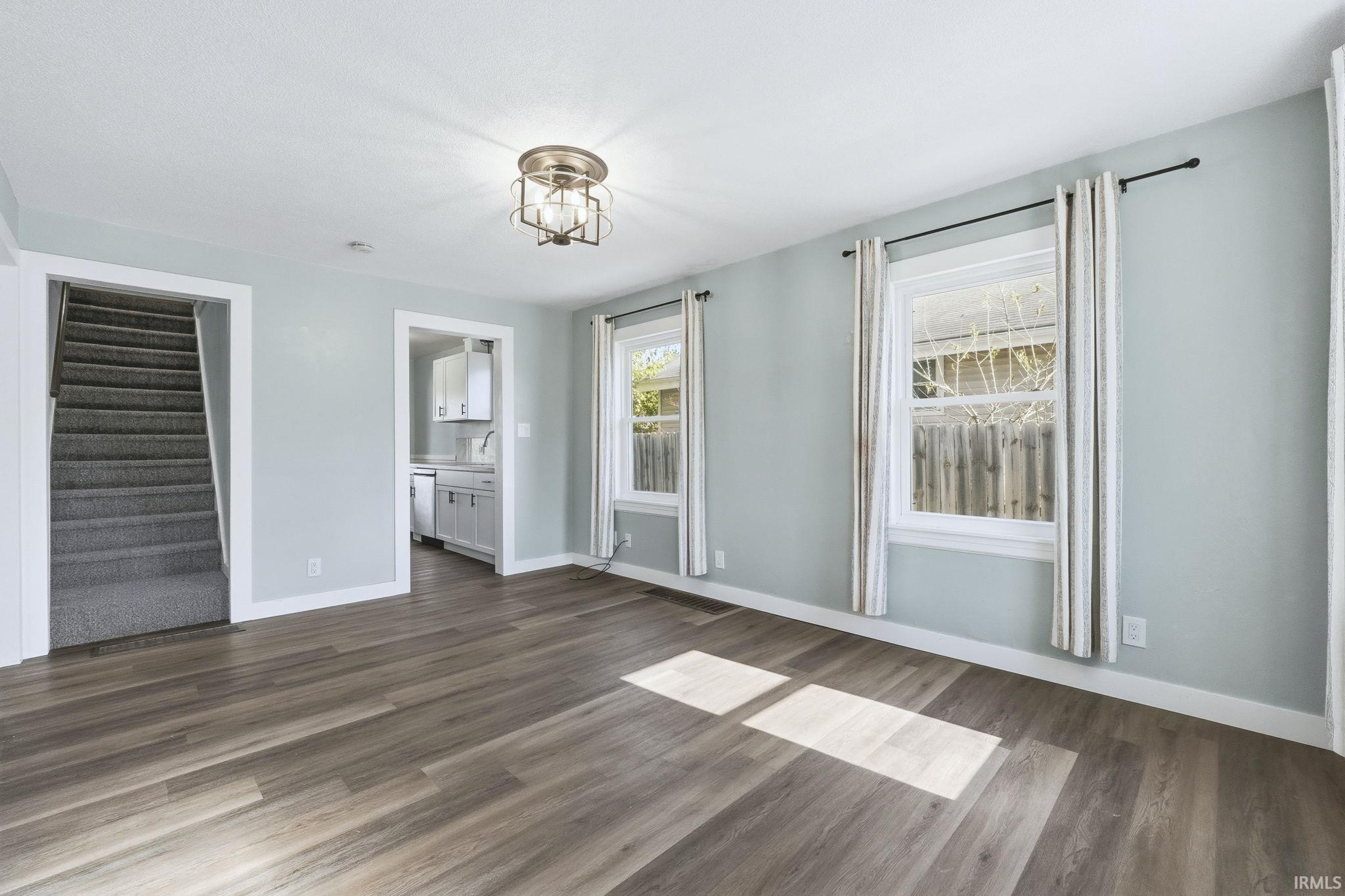 Photo 4 of 545 Charlotte Avenue