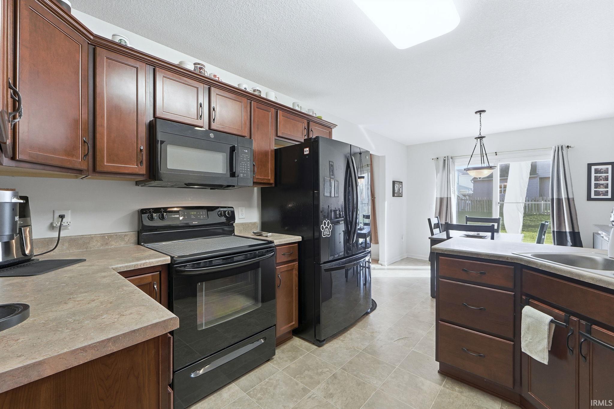 Photo 14 of 811 Honey Willow Boulevard