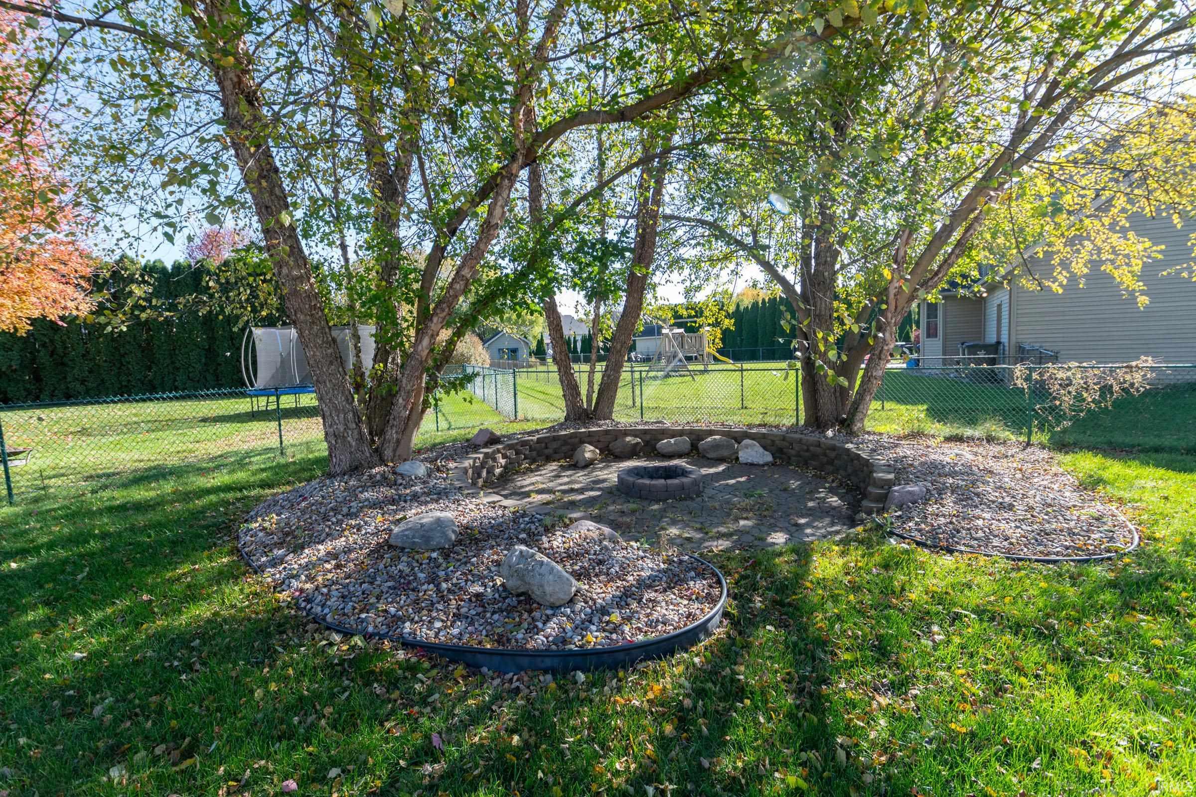 Photo 3 of 18962 Fillmore Drive