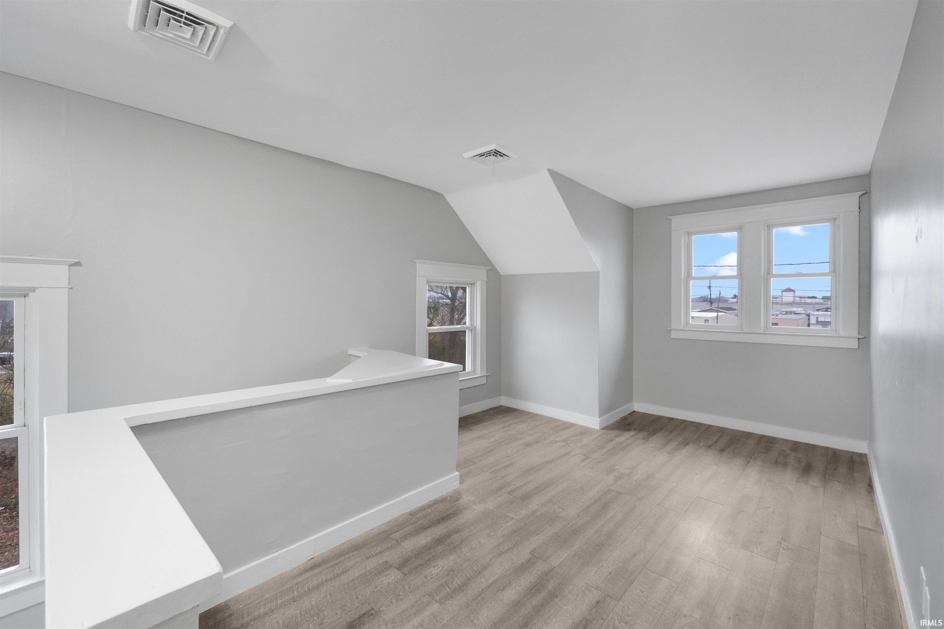 Photo 10 of 3930 N Clinton Street