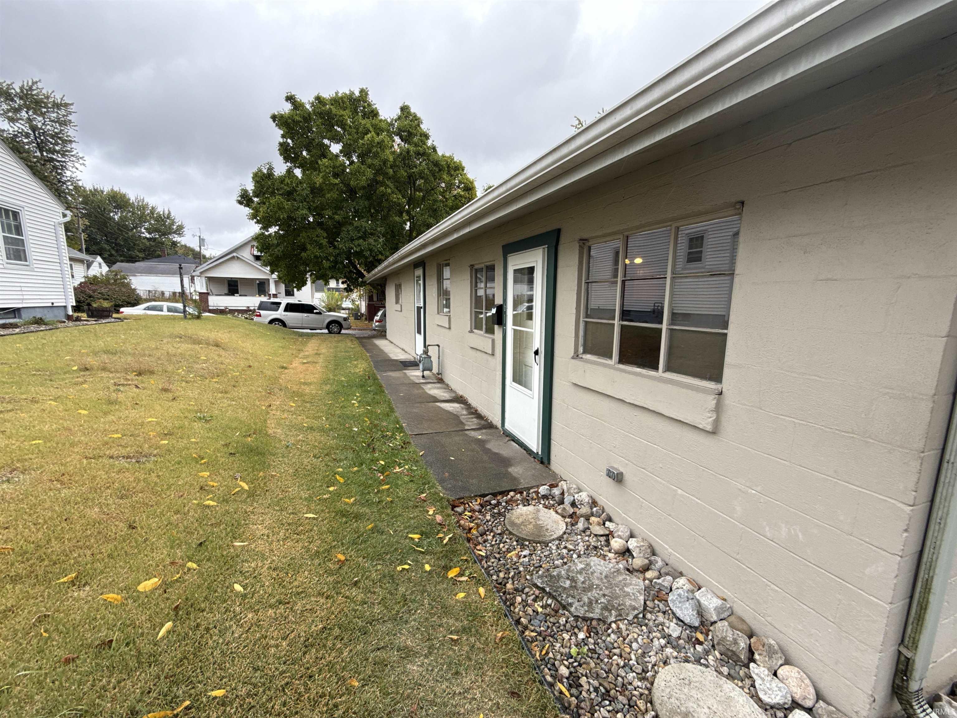 Photo 27 of 1617 Geller Street