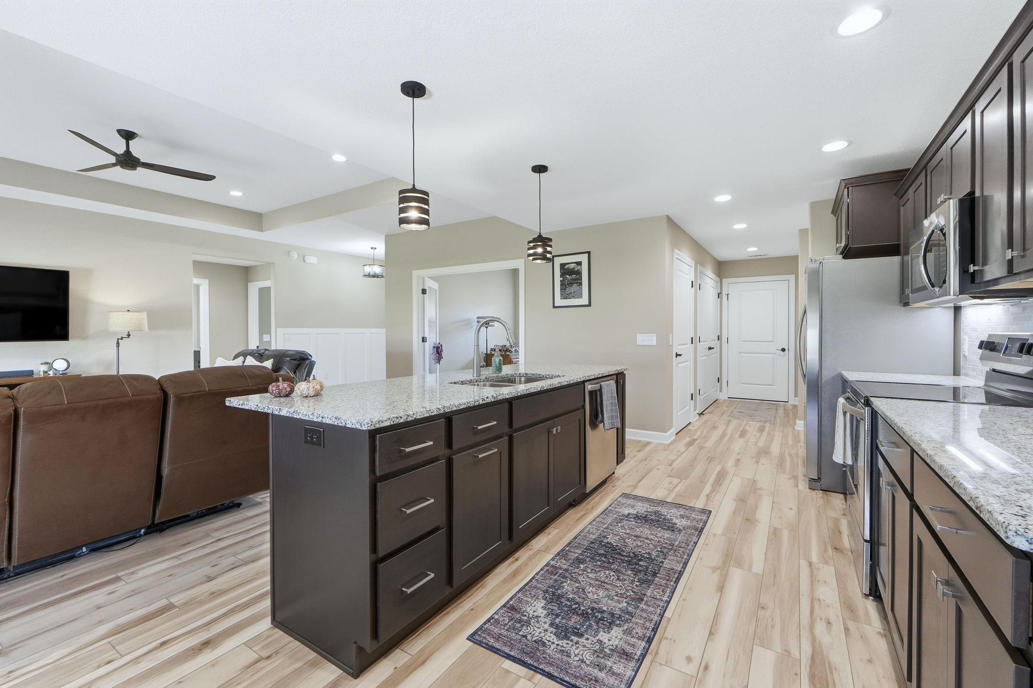 Photo 10 of 1989 Eastland Crossing