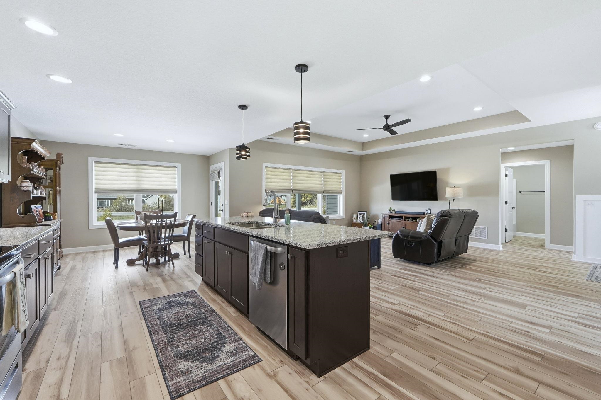 Photo 11 of 1989 Eastland Crossing