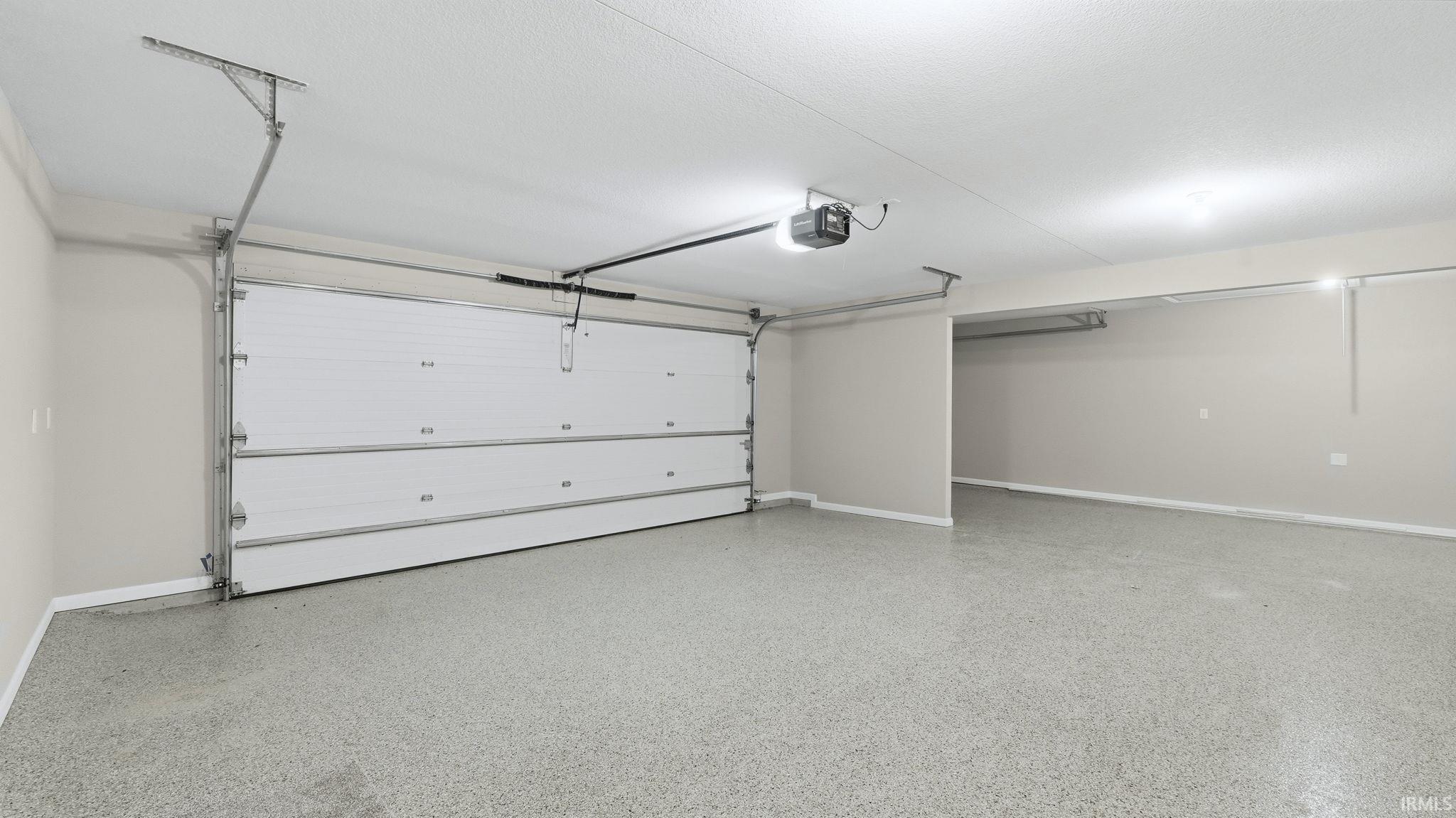 Homes for sale in Markle, IN | 310 Cottonwood Ct, Markle, IN 46770 | MLS# 202544161