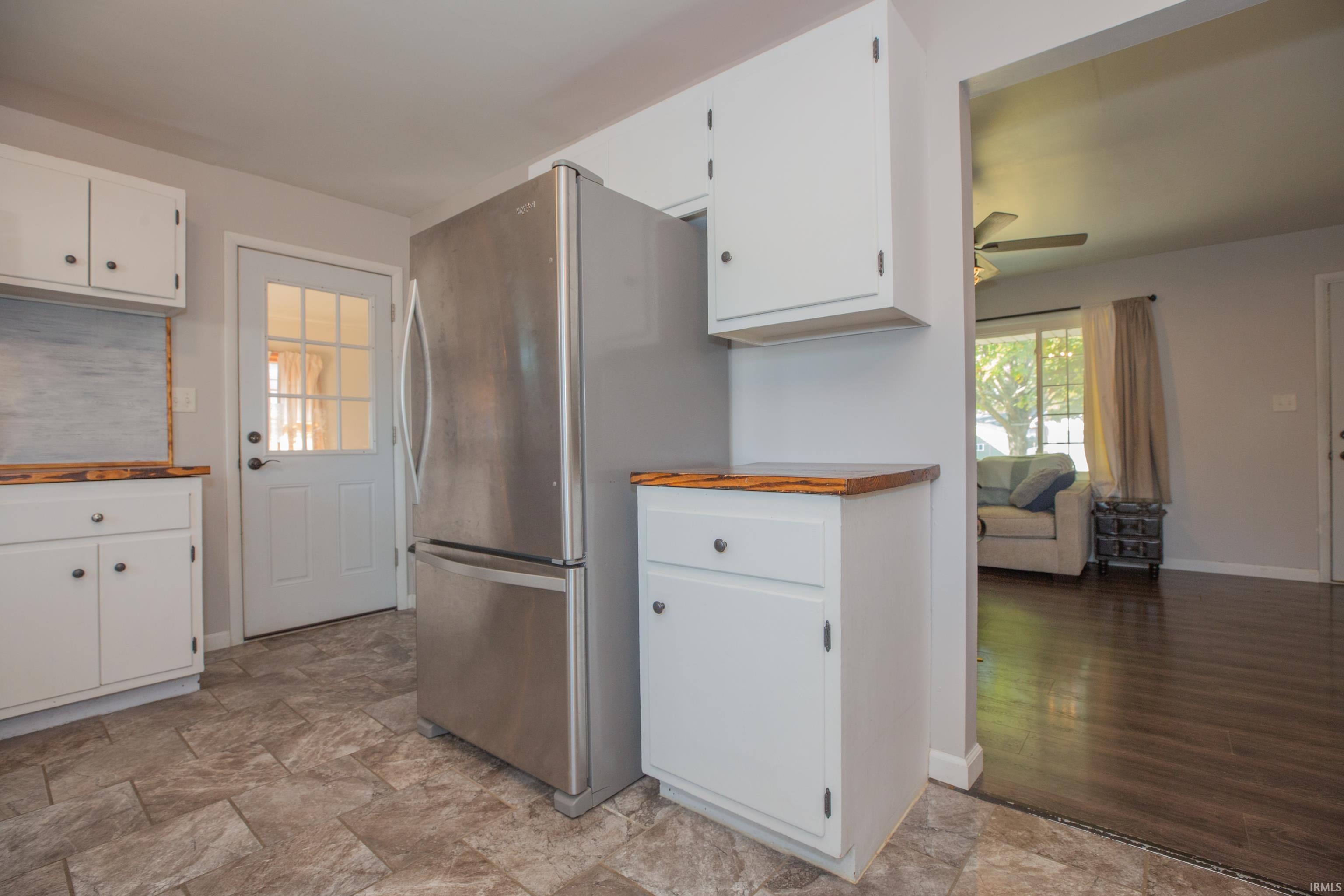 Homes for sale in Mount Vernon, IN | 1316 Elk St, Mount Vernon, IN 47620 | MLS# 202544165