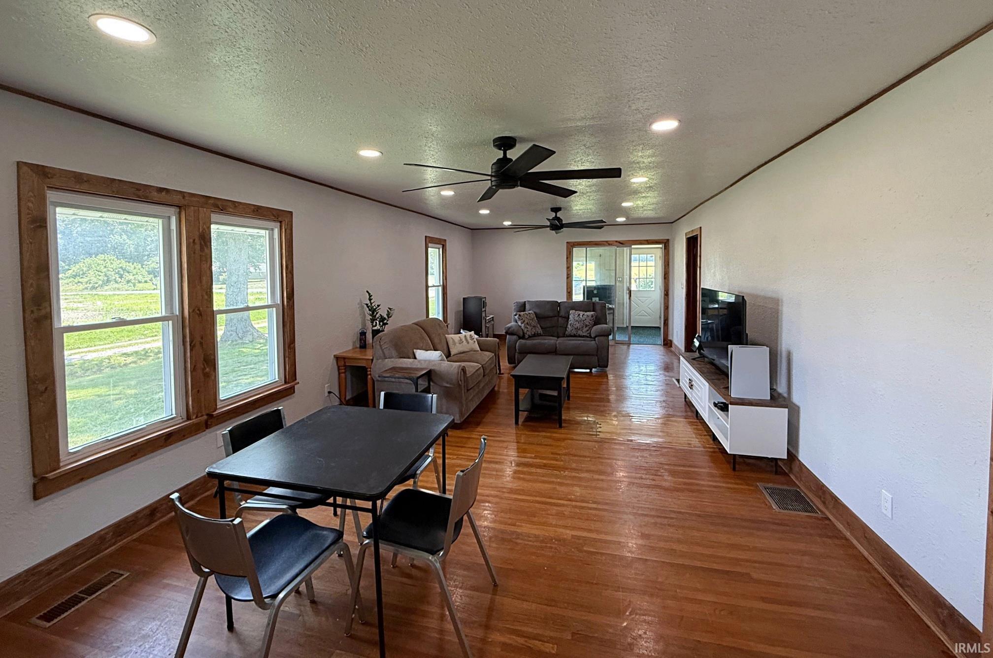 Homes for sale in Linton, IN | 4499 S State Road 59, Linton, IN 47441 | MLS# 202544168