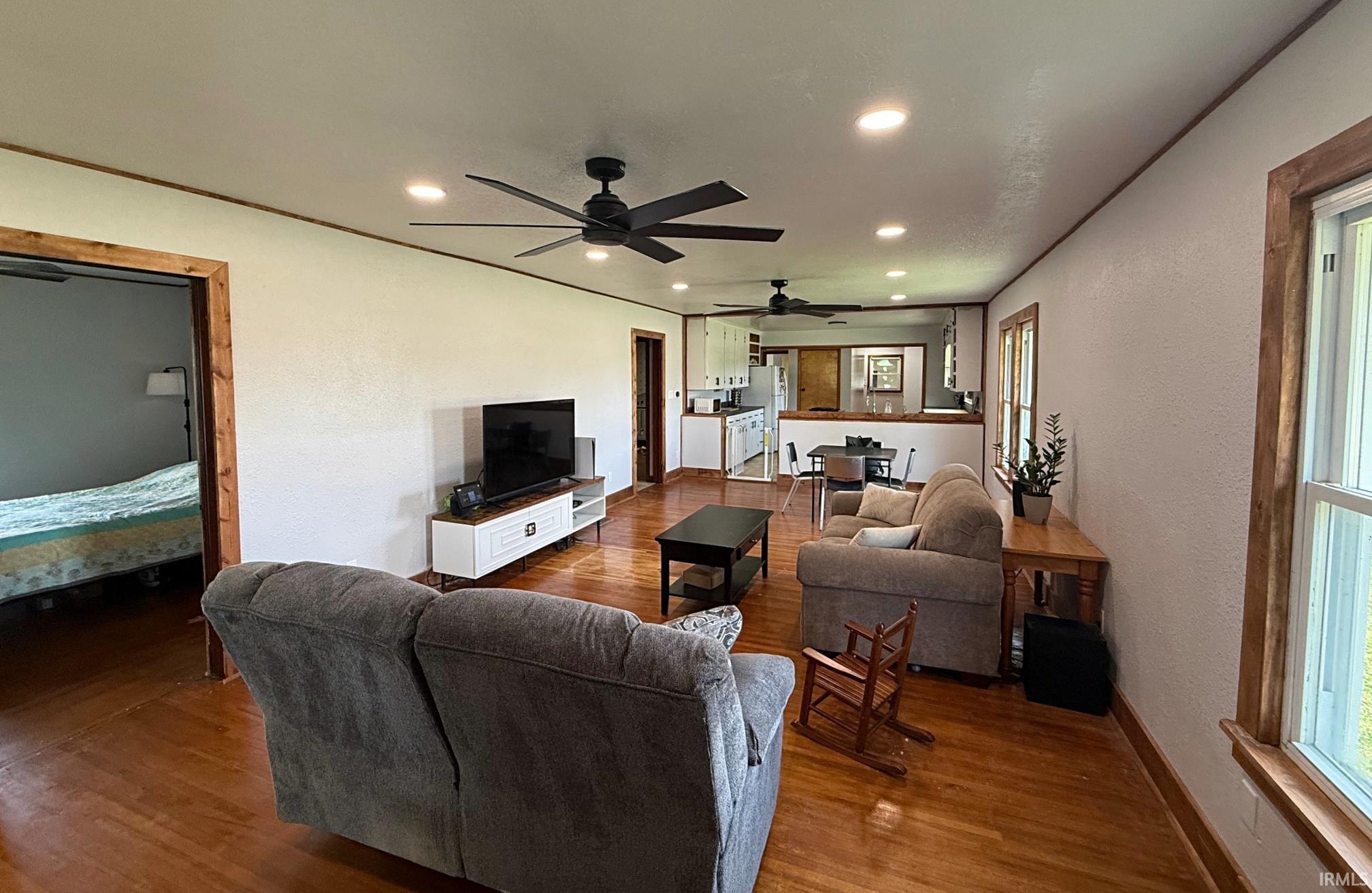 Homes for sale in Linton, IN | 4499 S State Road 59, Linton, IN 47441 | MLS# 202544168