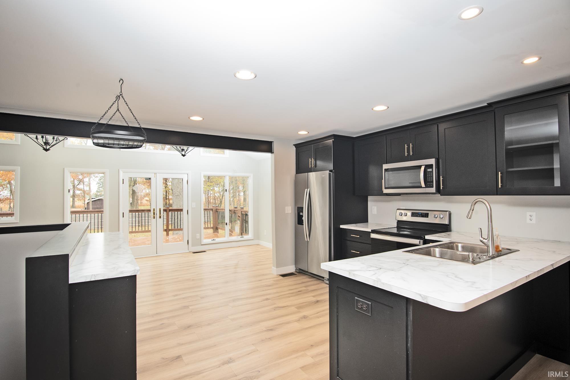 Photo 3 of 3703 E 1000