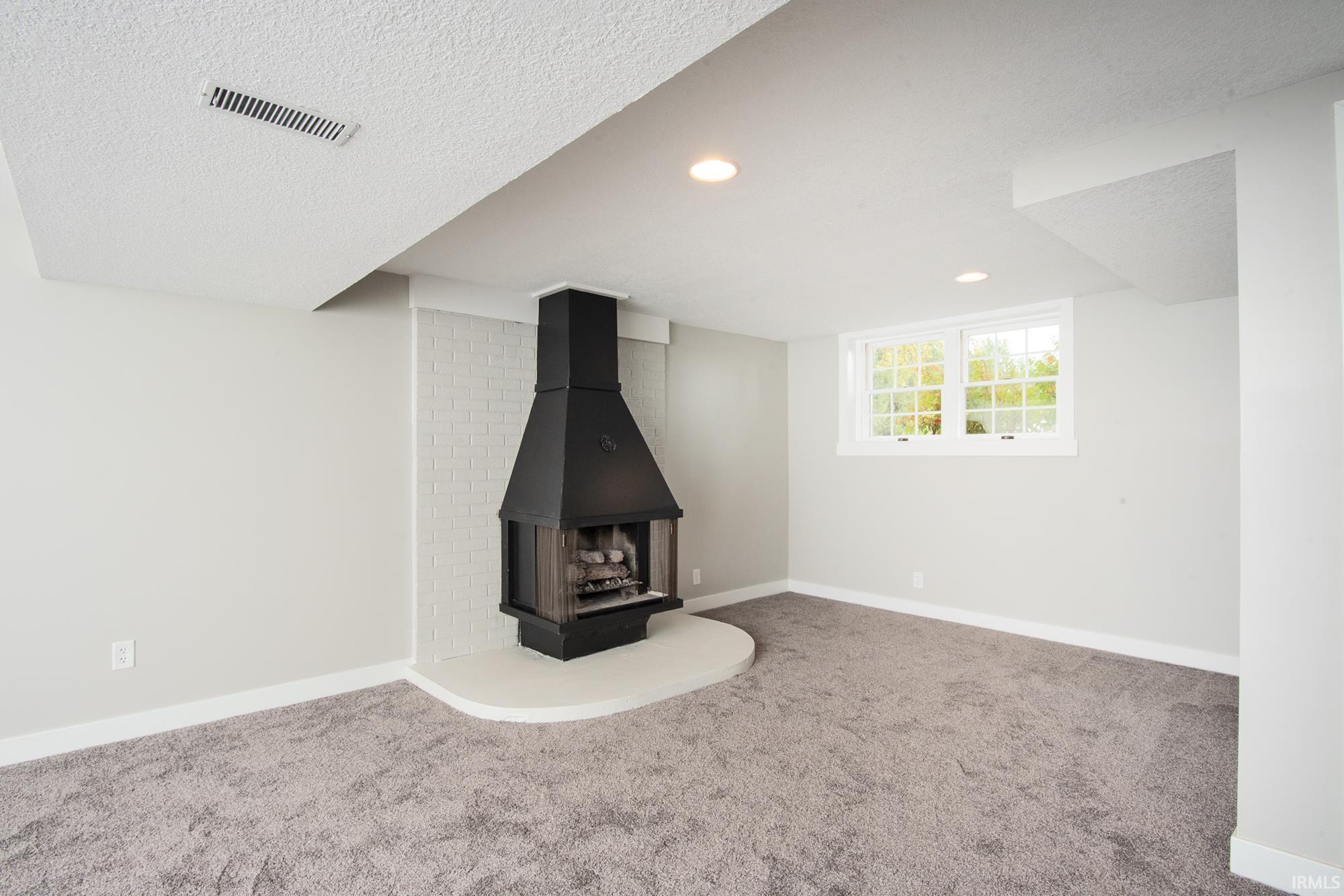 Photo 8 of 3703 E 1000