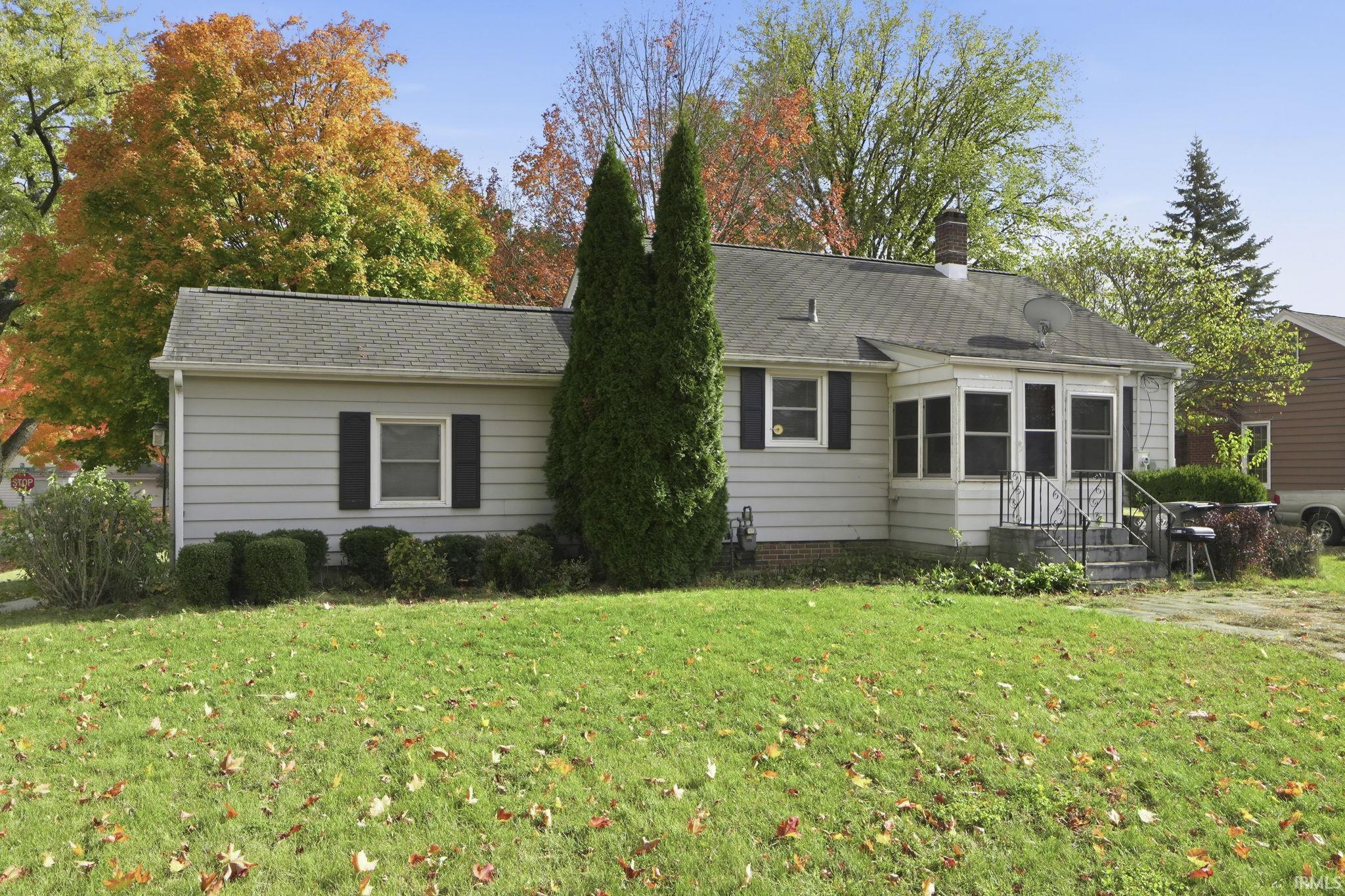 Photo 3 of 3702 Hiawatha Boulevard