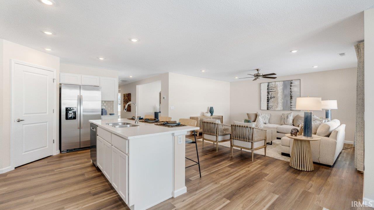 Photo 4 of 1004 Butler Lake Court