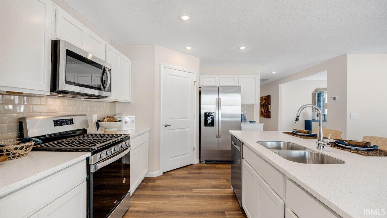 Photo 8 of 1004 Butler Lake Court