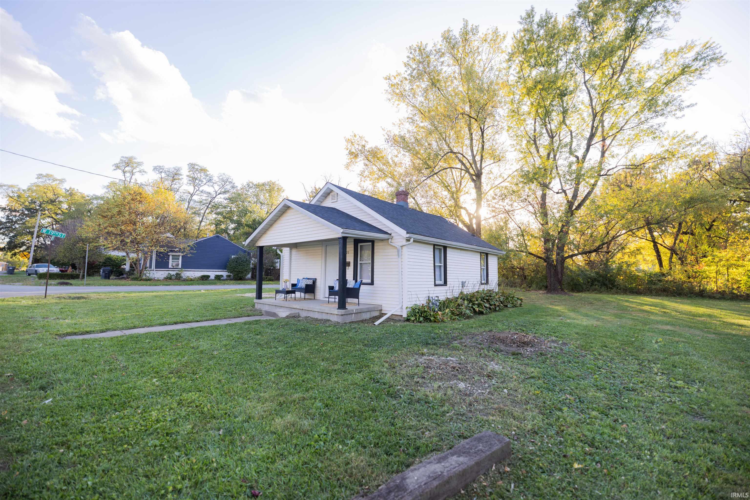 Homes for sale in Anderson, IN | 1827 Fulton St, Anderson, IN 46016 | MLS# 202544208