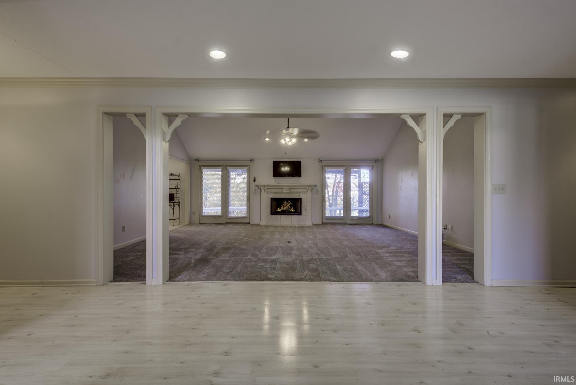 Photo 2 of 214 Eagle Crest Court