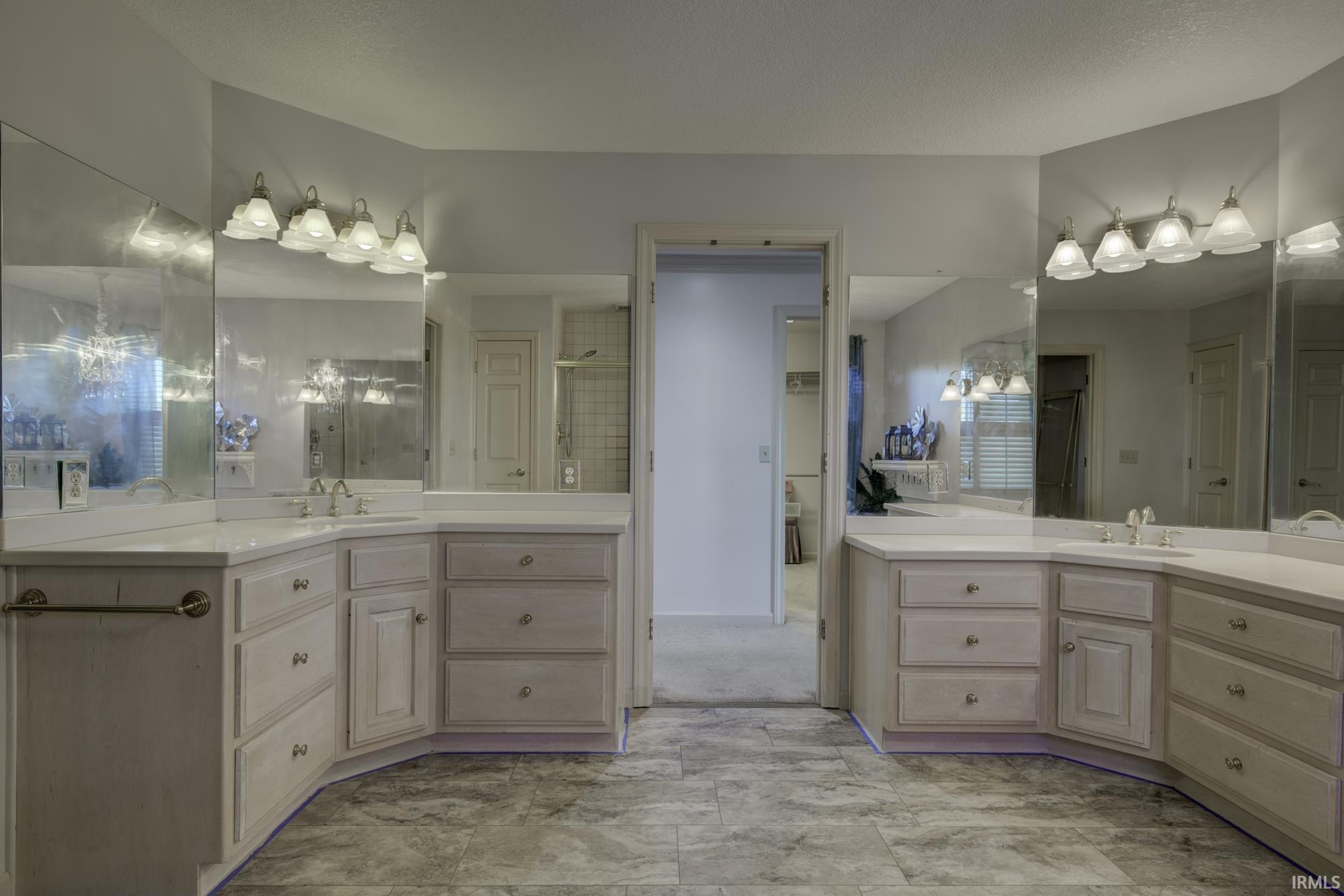 Photo 7 of 214 Eagle Crest Court