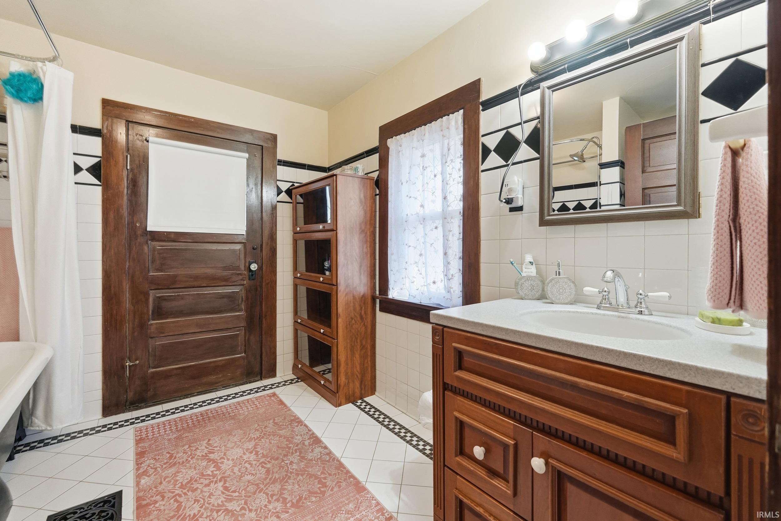 Photo 27 of 504 W State Boulevard