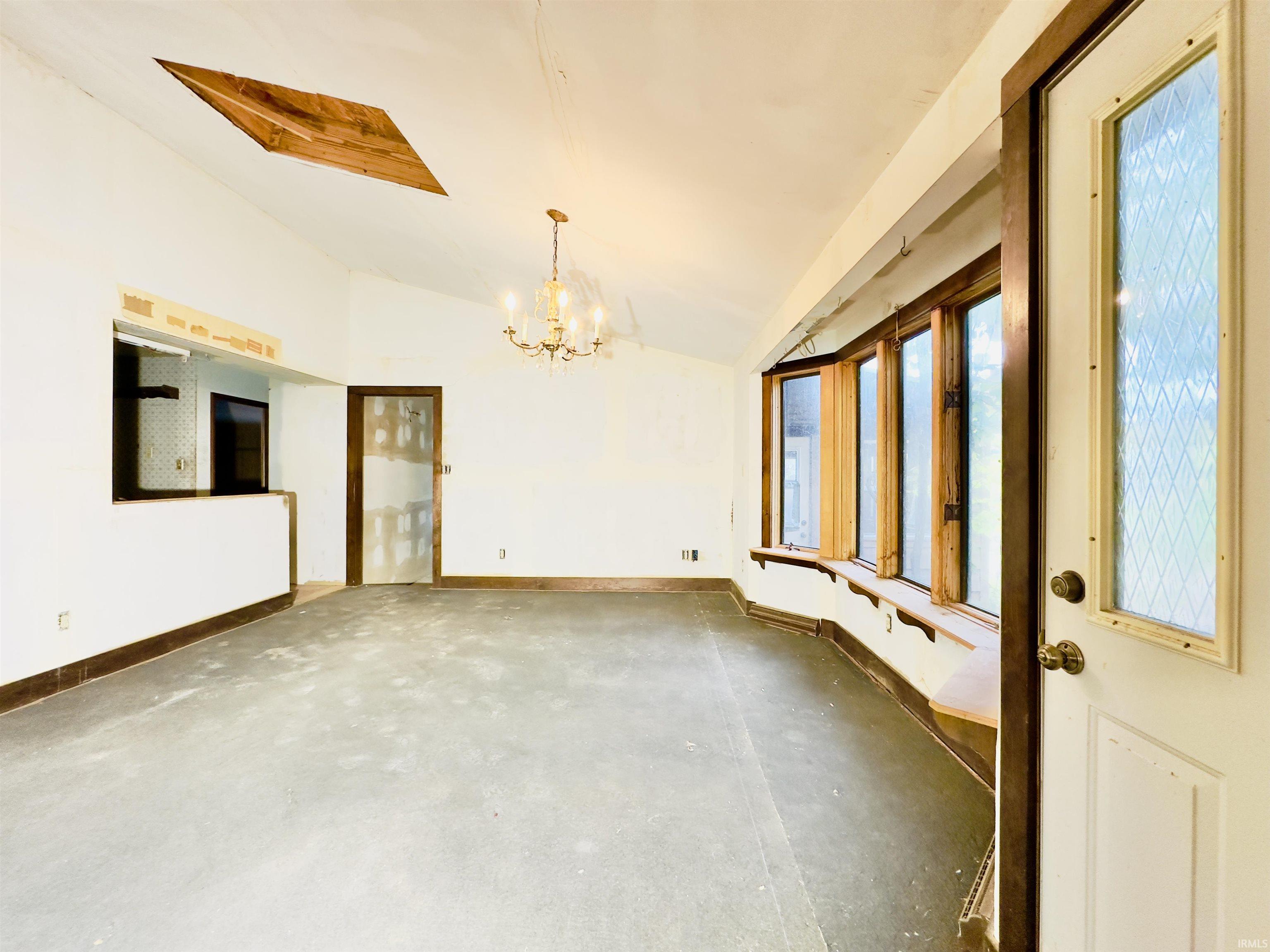 Photo 17 of 3222 Rolston Street