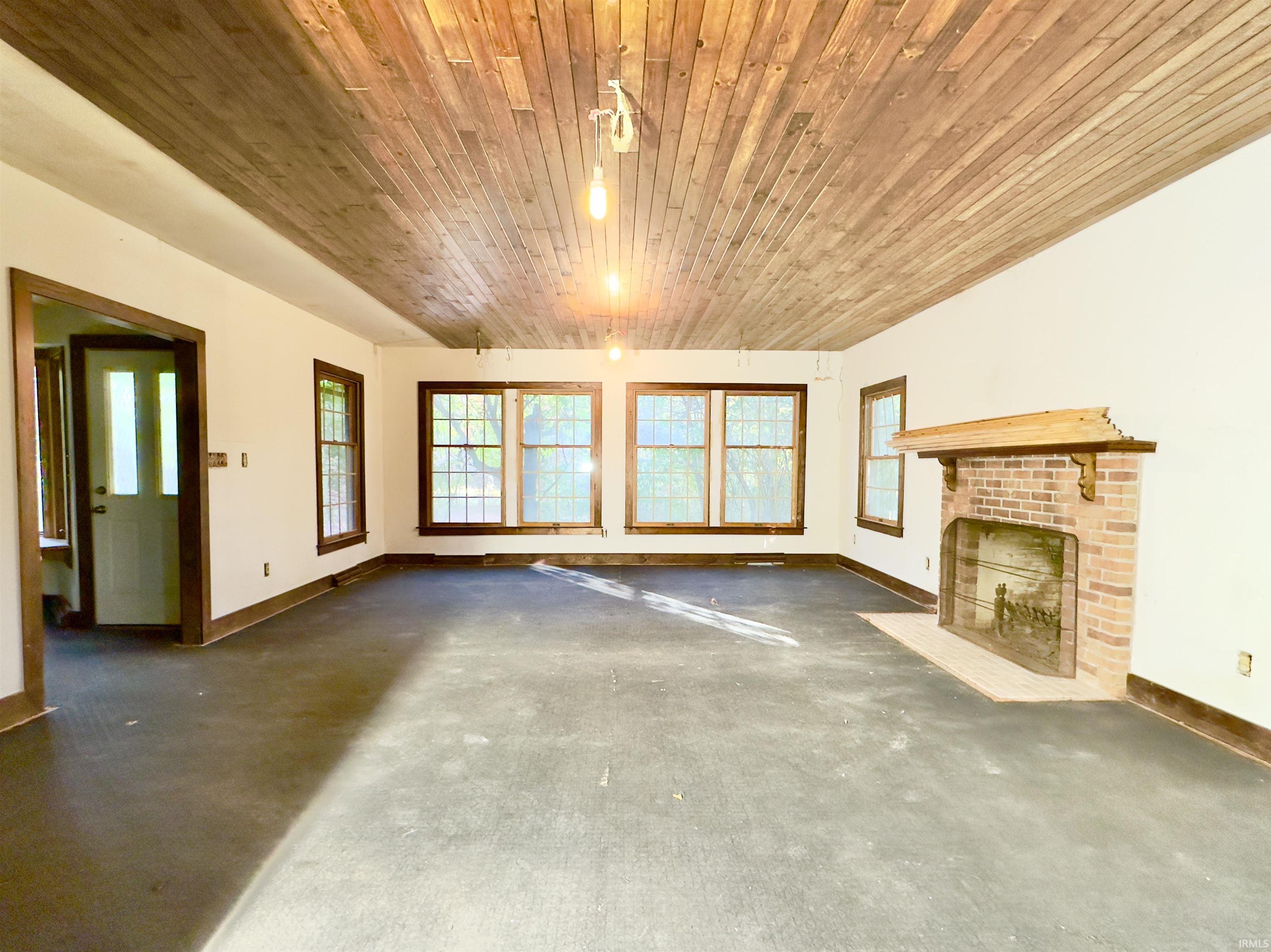 Photo 18 of 3222 Rolston Street