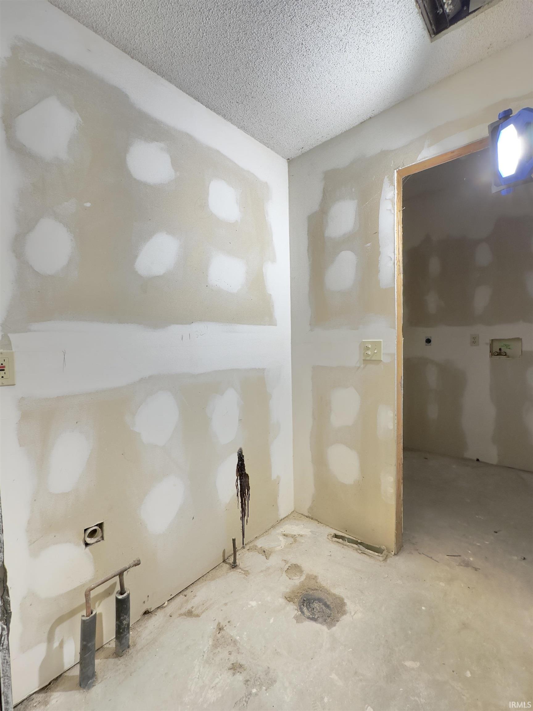 Photo 27 of 3222 Rolston Street