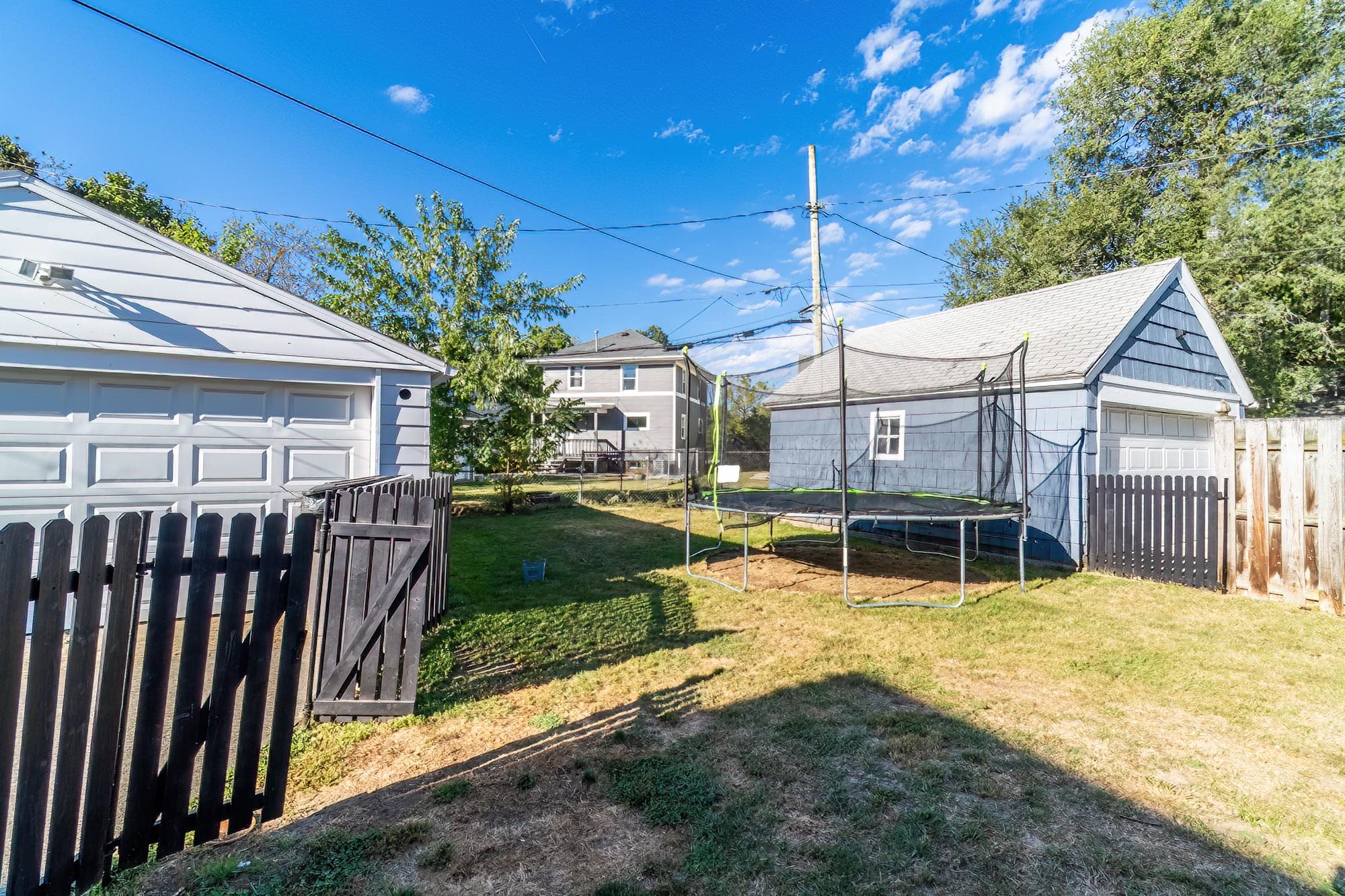 Photo 25 of 4316 Marquette Drive