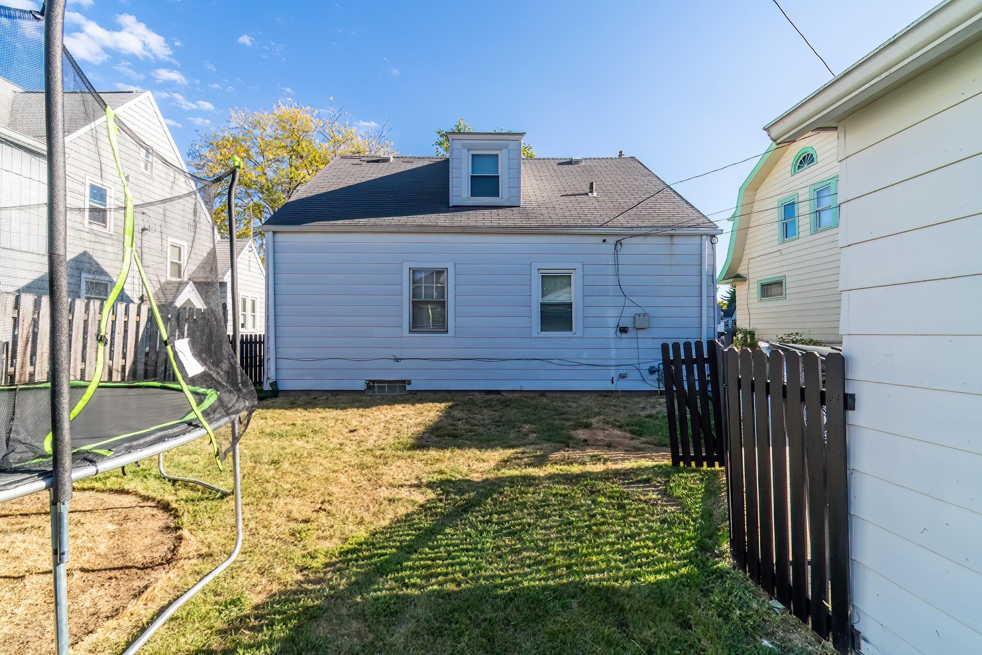 Photo 26 of 4316 Marquette Drive