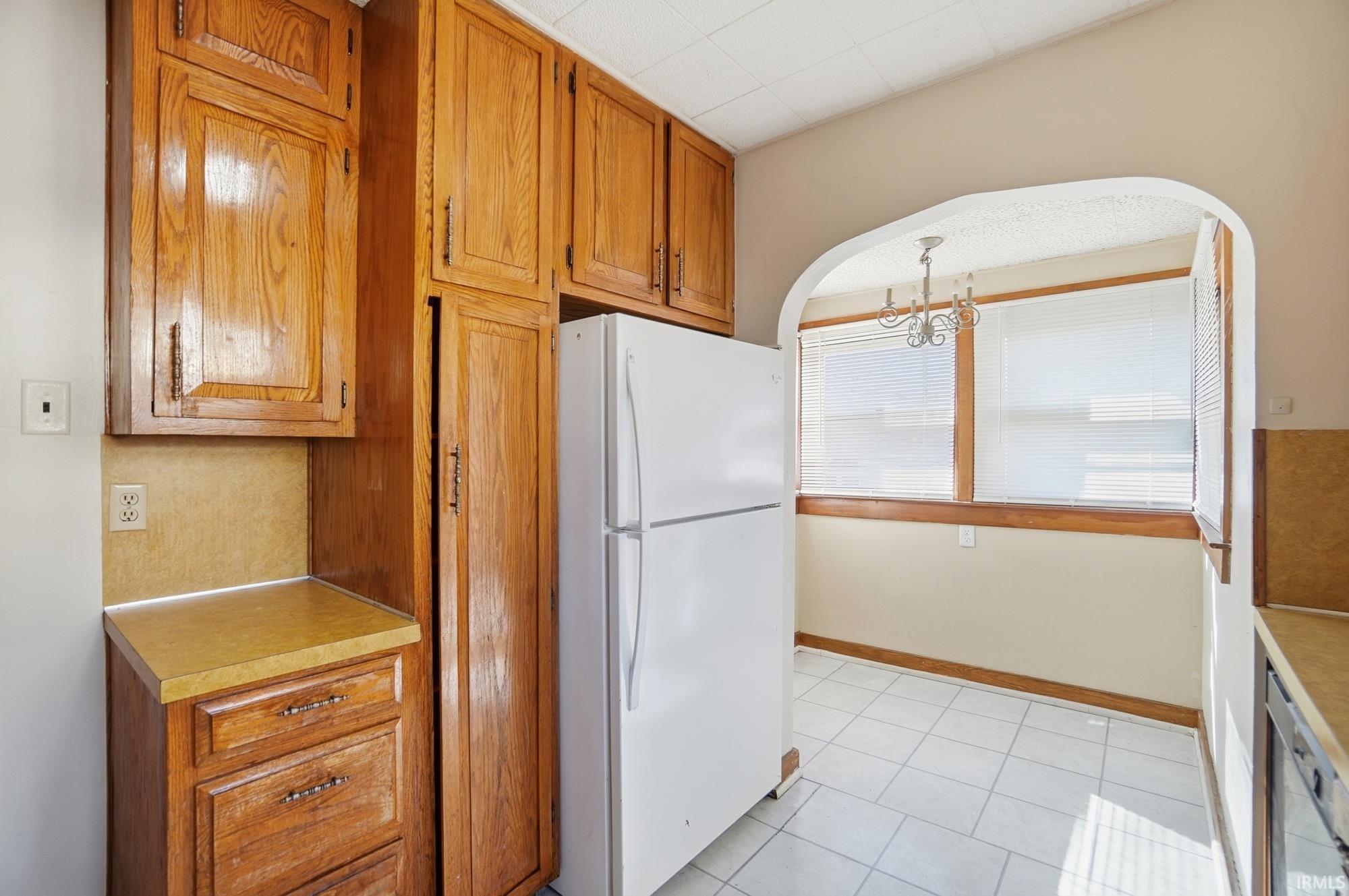 Photo 14 of 2315 California Avenue