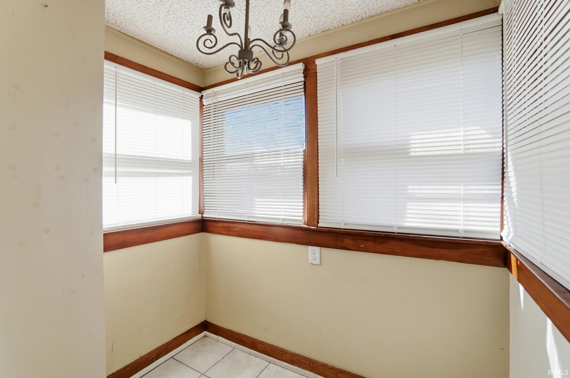 Photo 15 of 2315 California Avenue