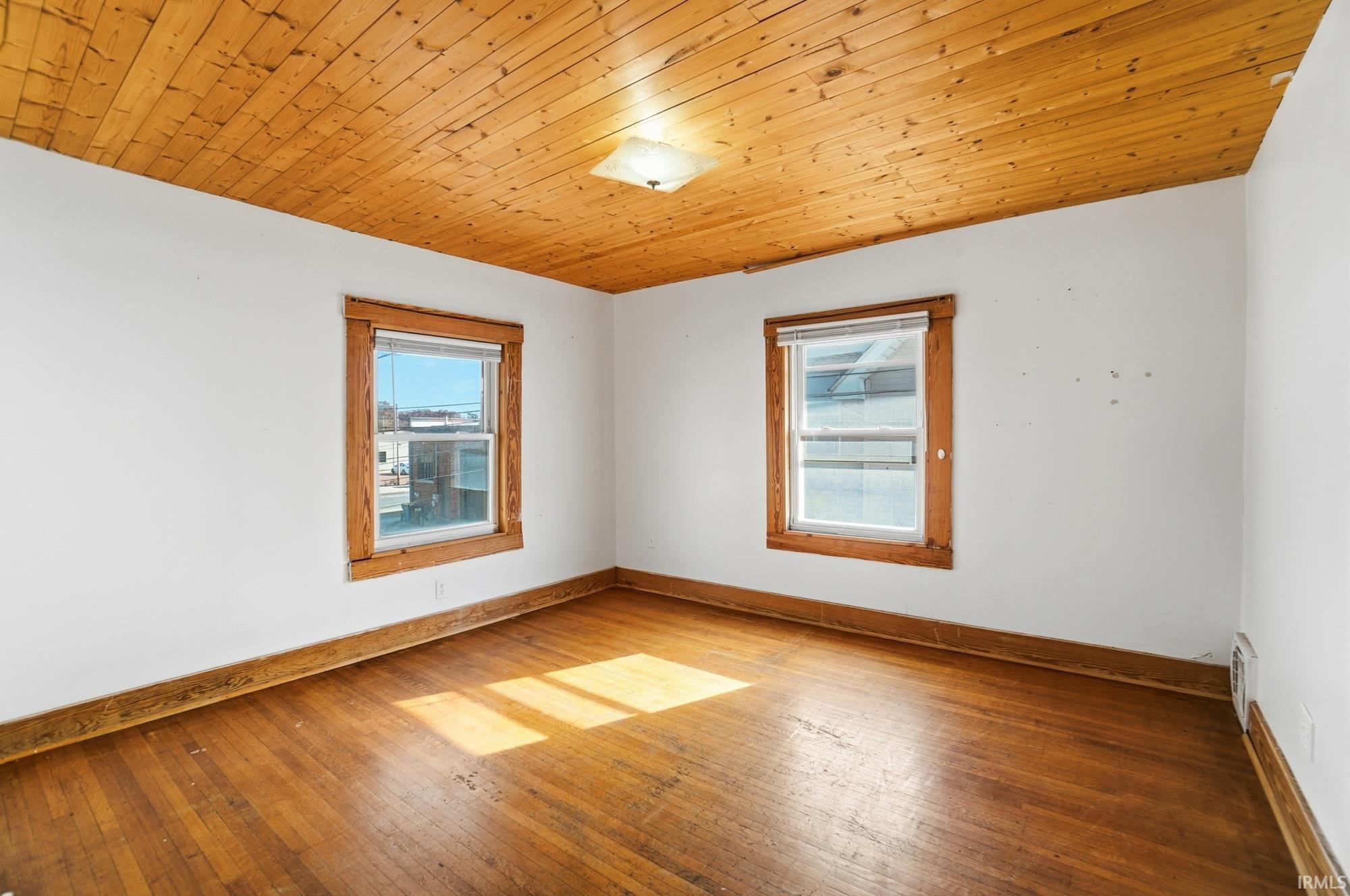 Photo 16 of 2315 California Avenue