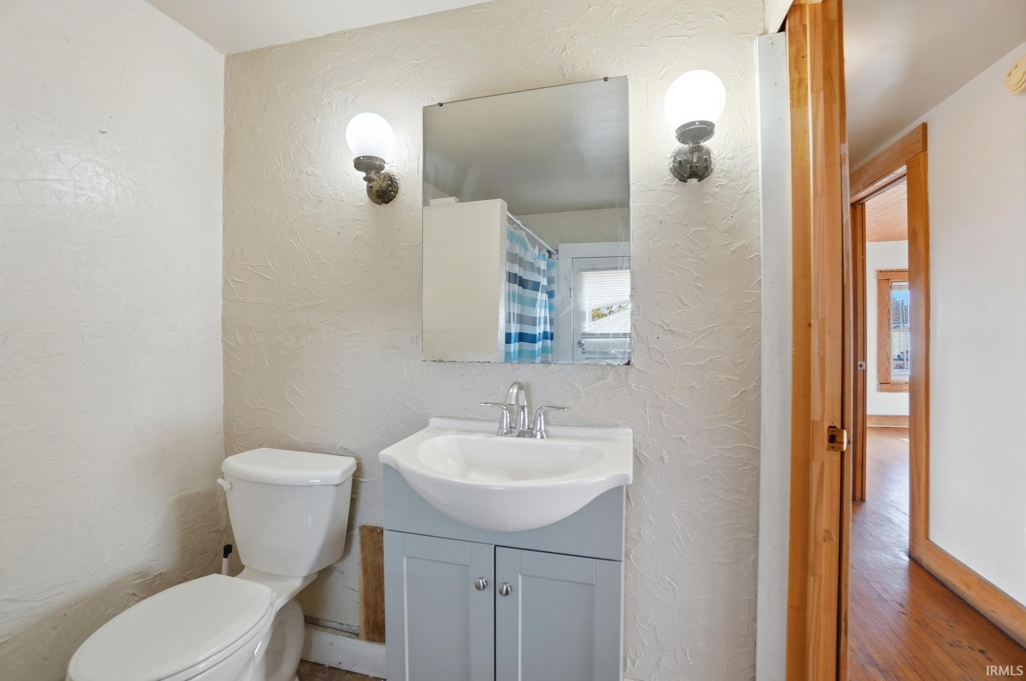 Photo 18 of 2315 California Avenue