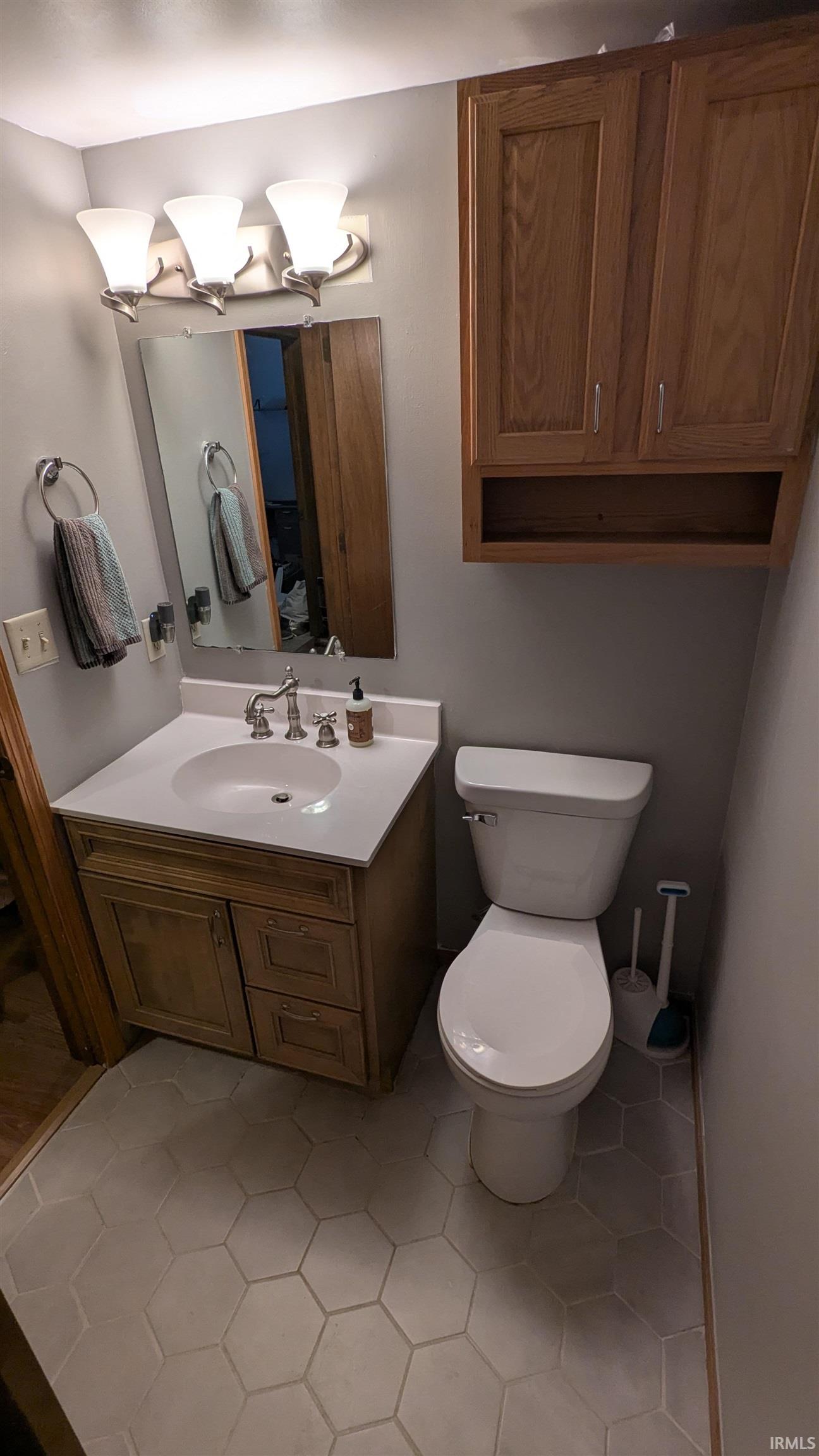 Photo 17 of 2202 Lima Valley Drive