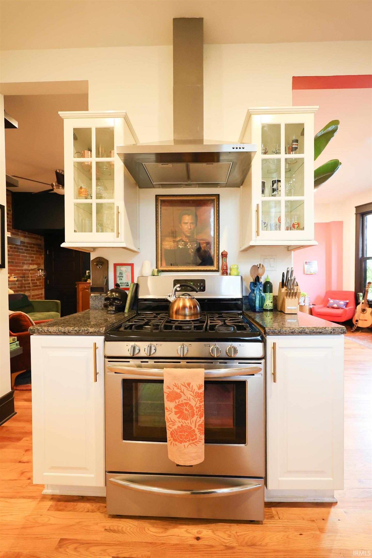 Photo 16 of 1113 Rockhill Street