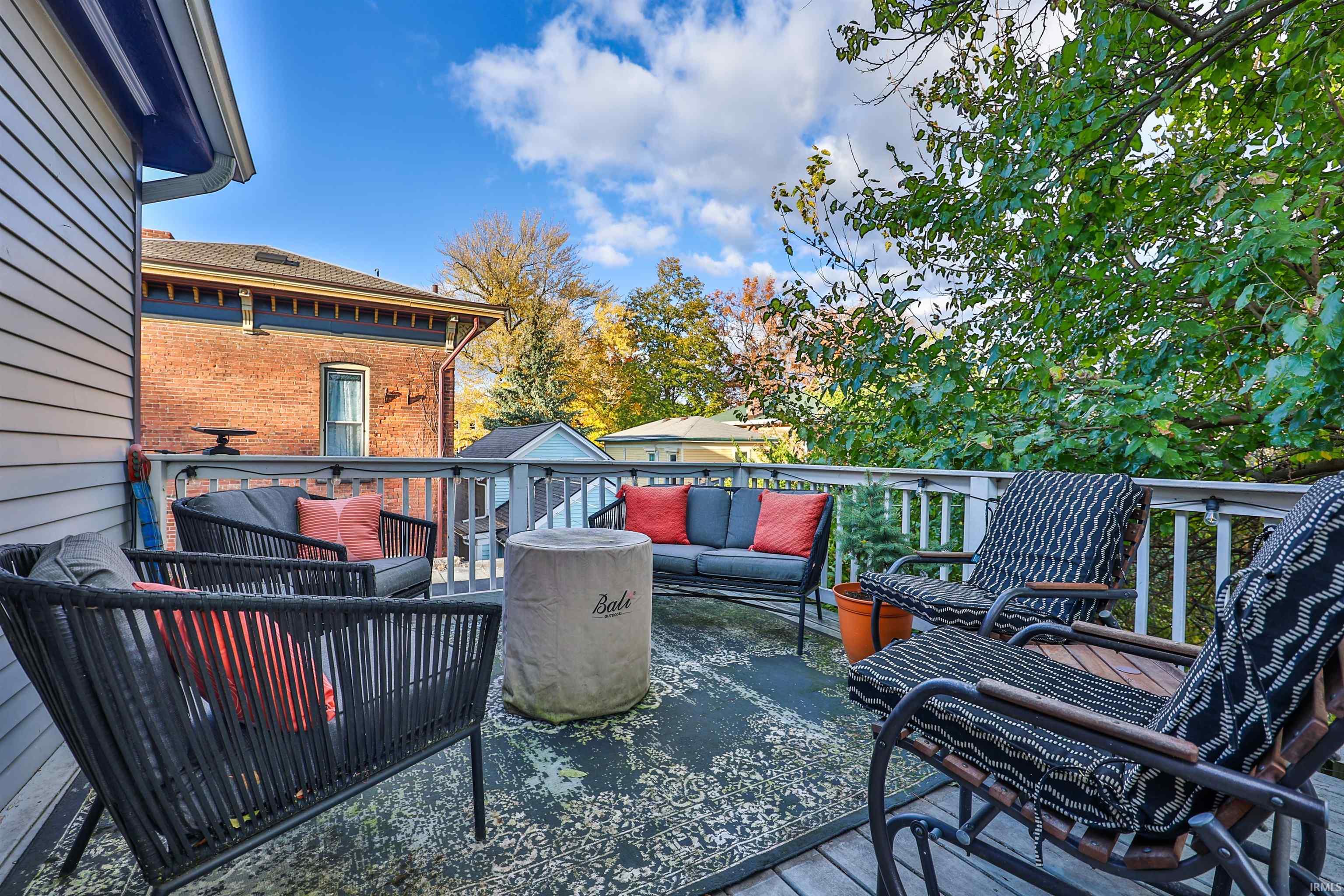 Photo 32 of 1113 Rockhill Street