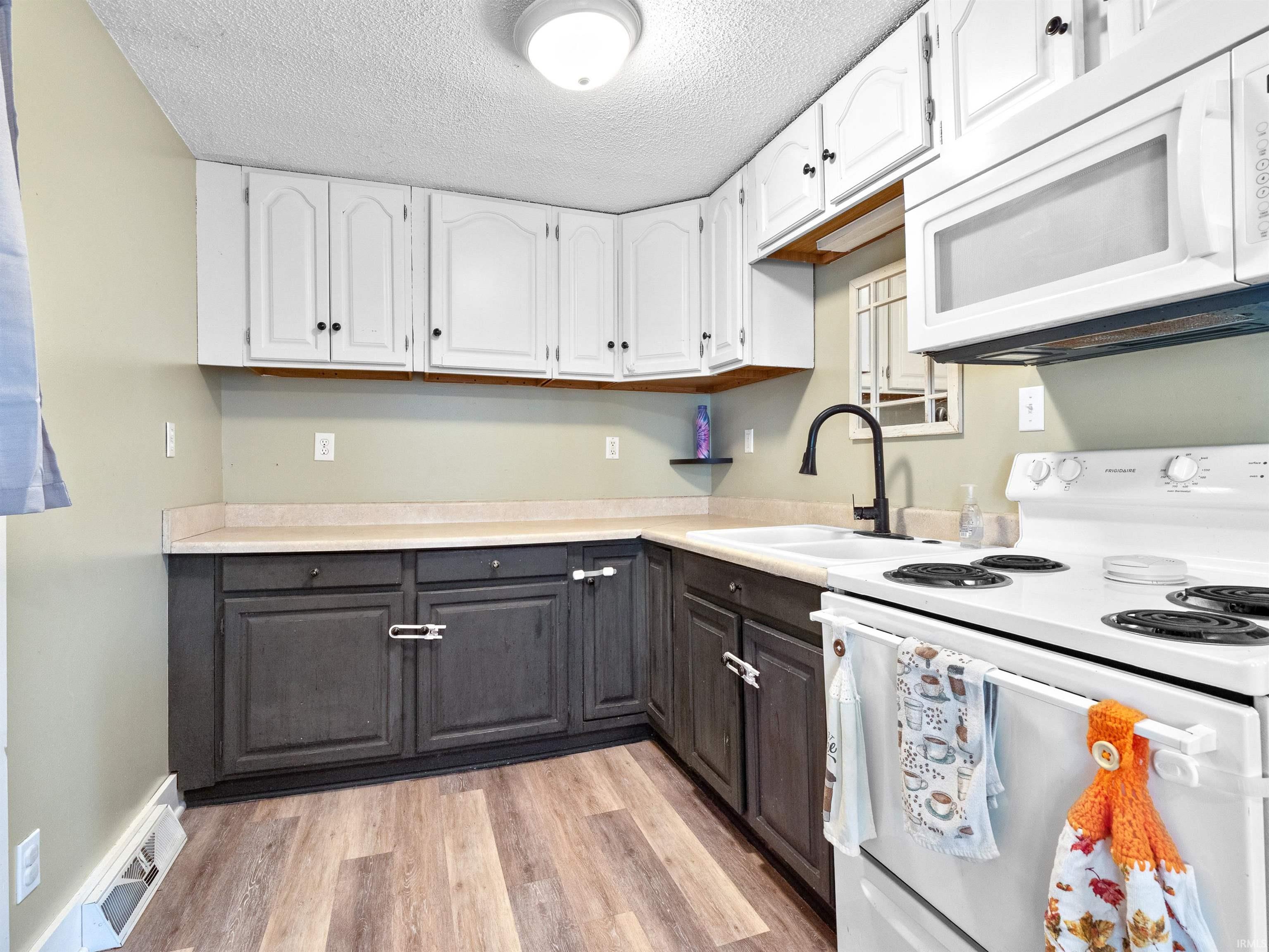 Photo 10 of 603 Whitelock Street