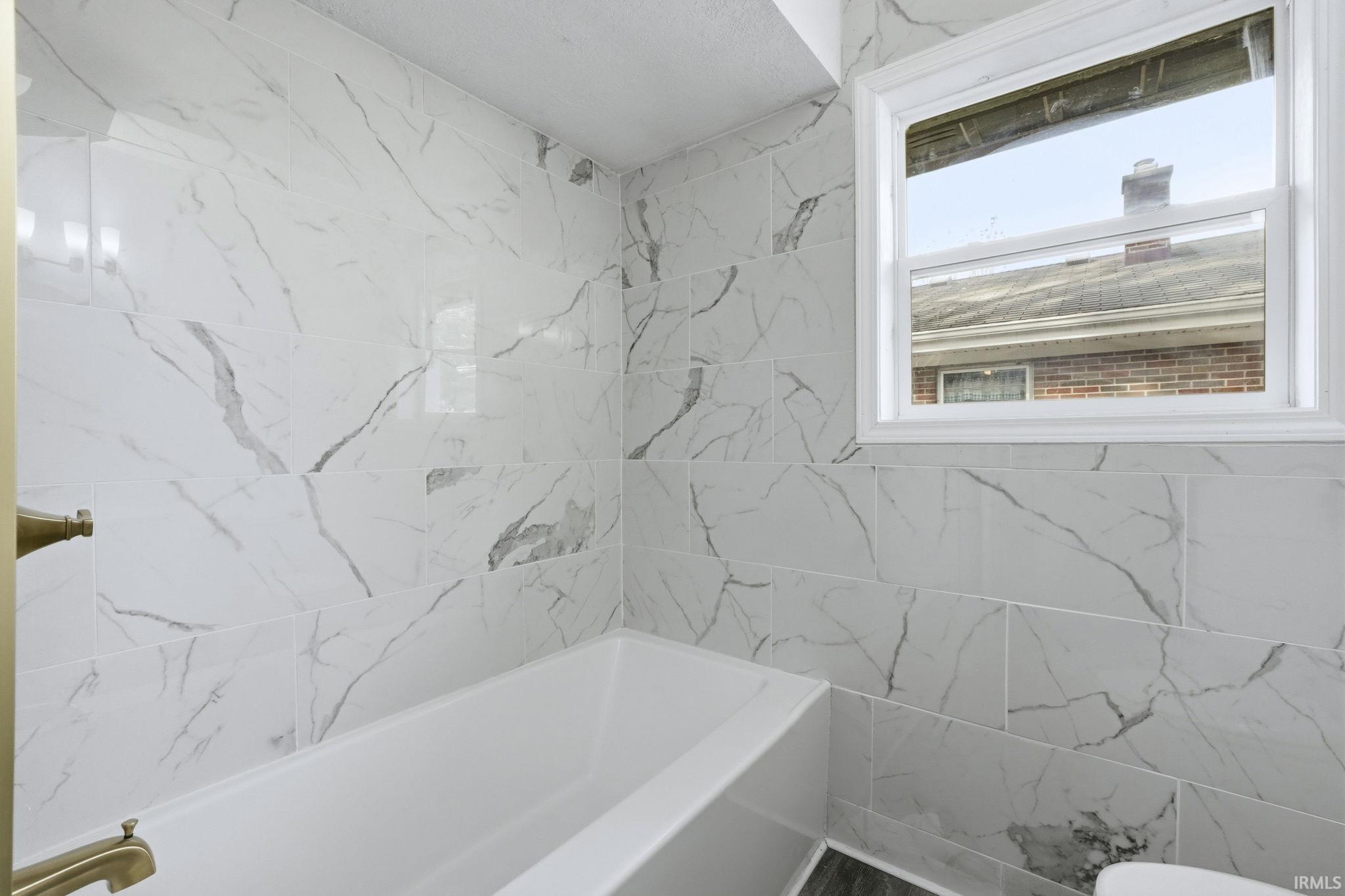 Photo 15 of 1020 Northlawn Drive