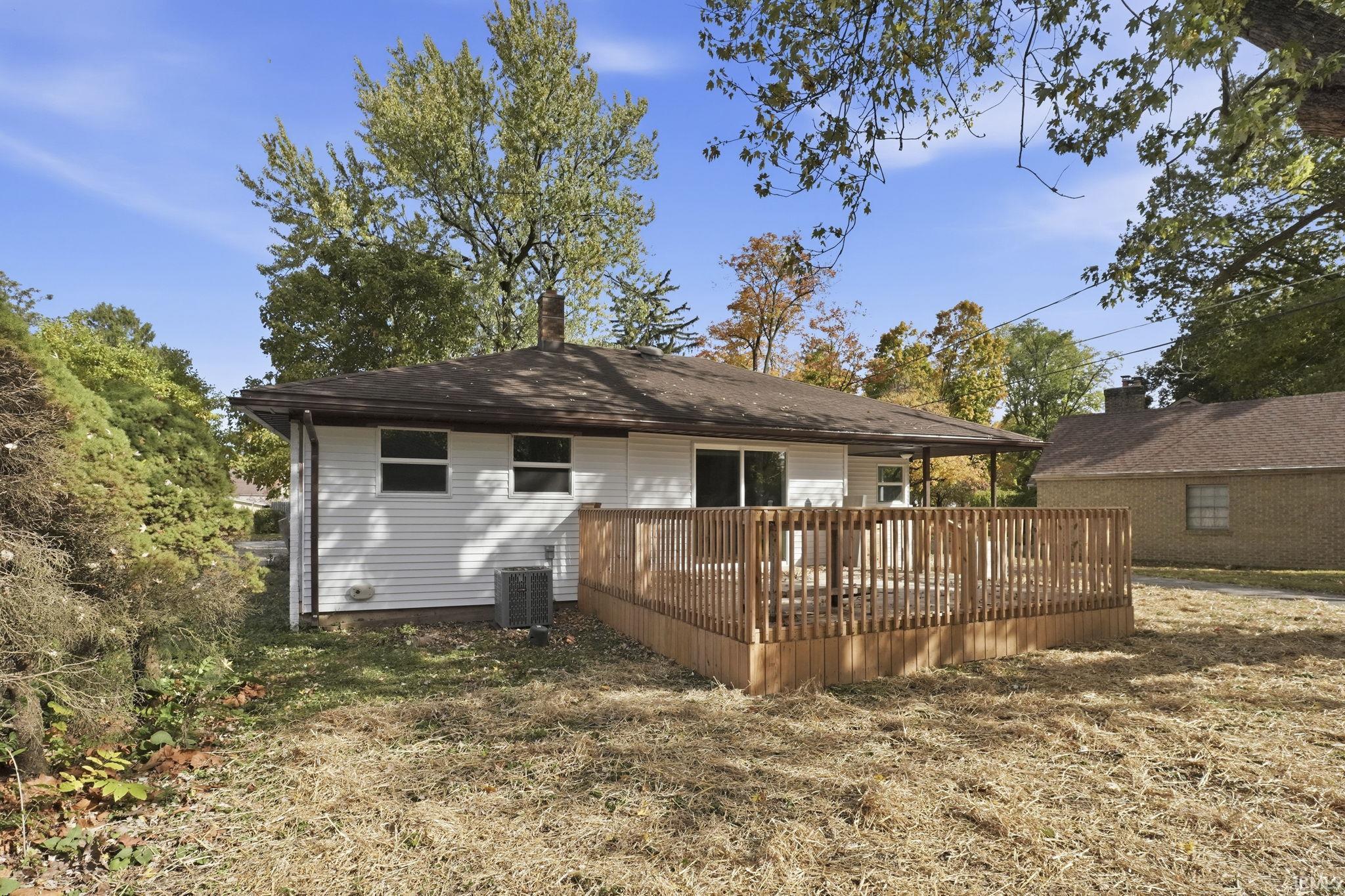 Photo 3 of 1020 Northlawn Drive