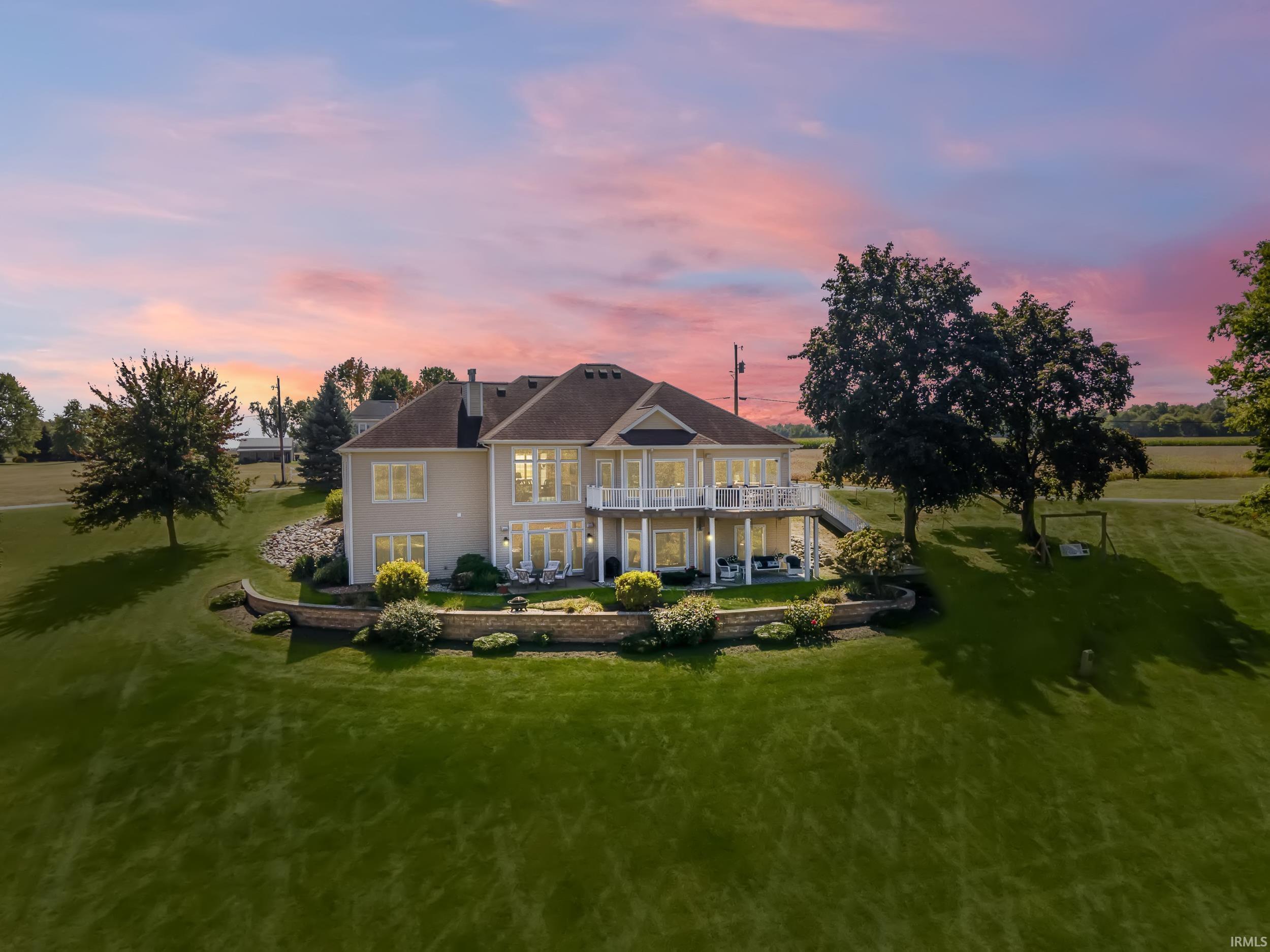 Photo 2 of 0781 E Willow Lane