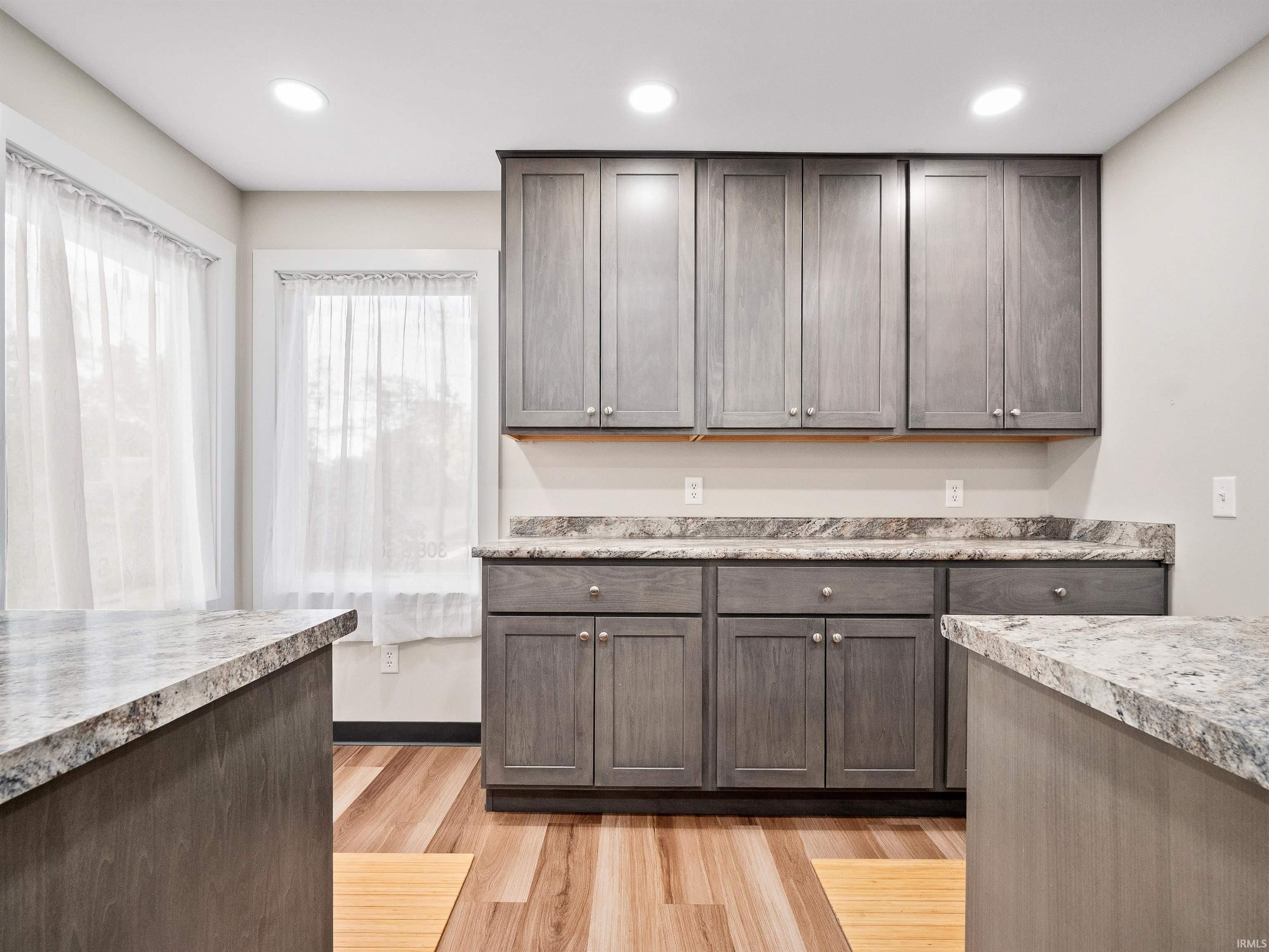 Photo 11 of 308 S Scott Street