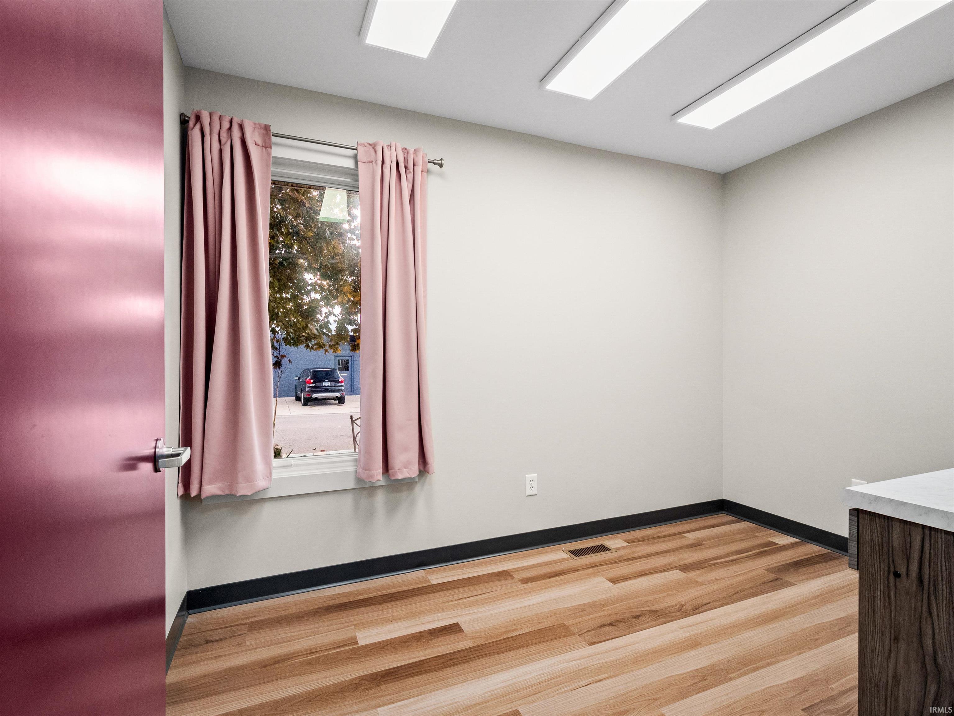 Photo 18 of 308 S Scott Street