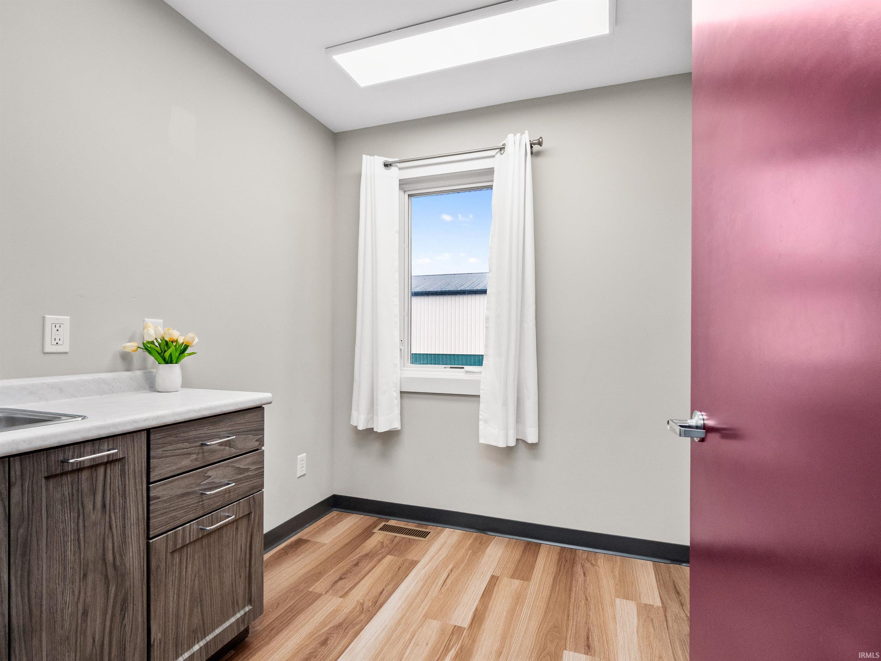 Photo 28 of 308 S Scott Street