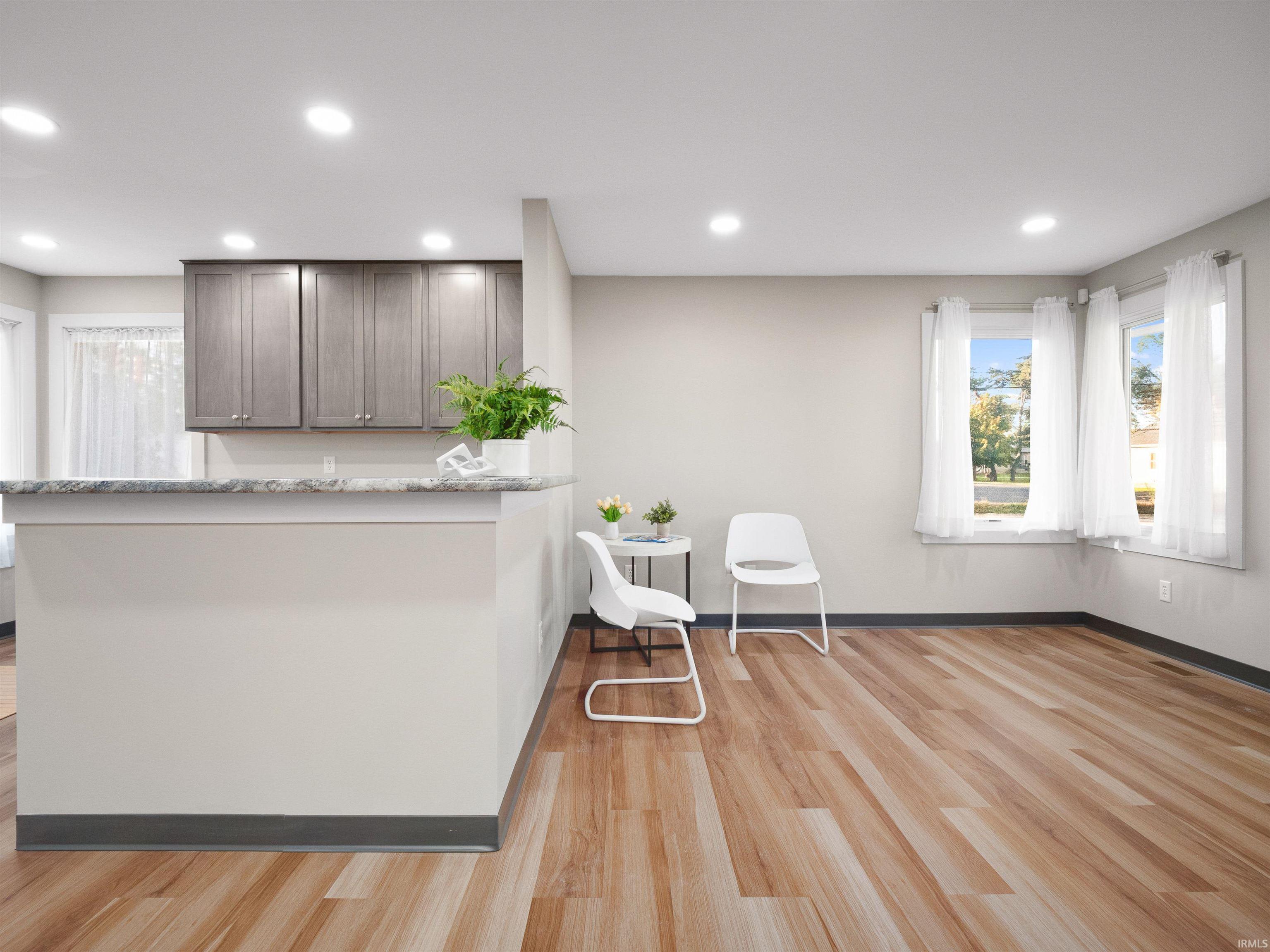 Photo 6 of 308 S Scott Street