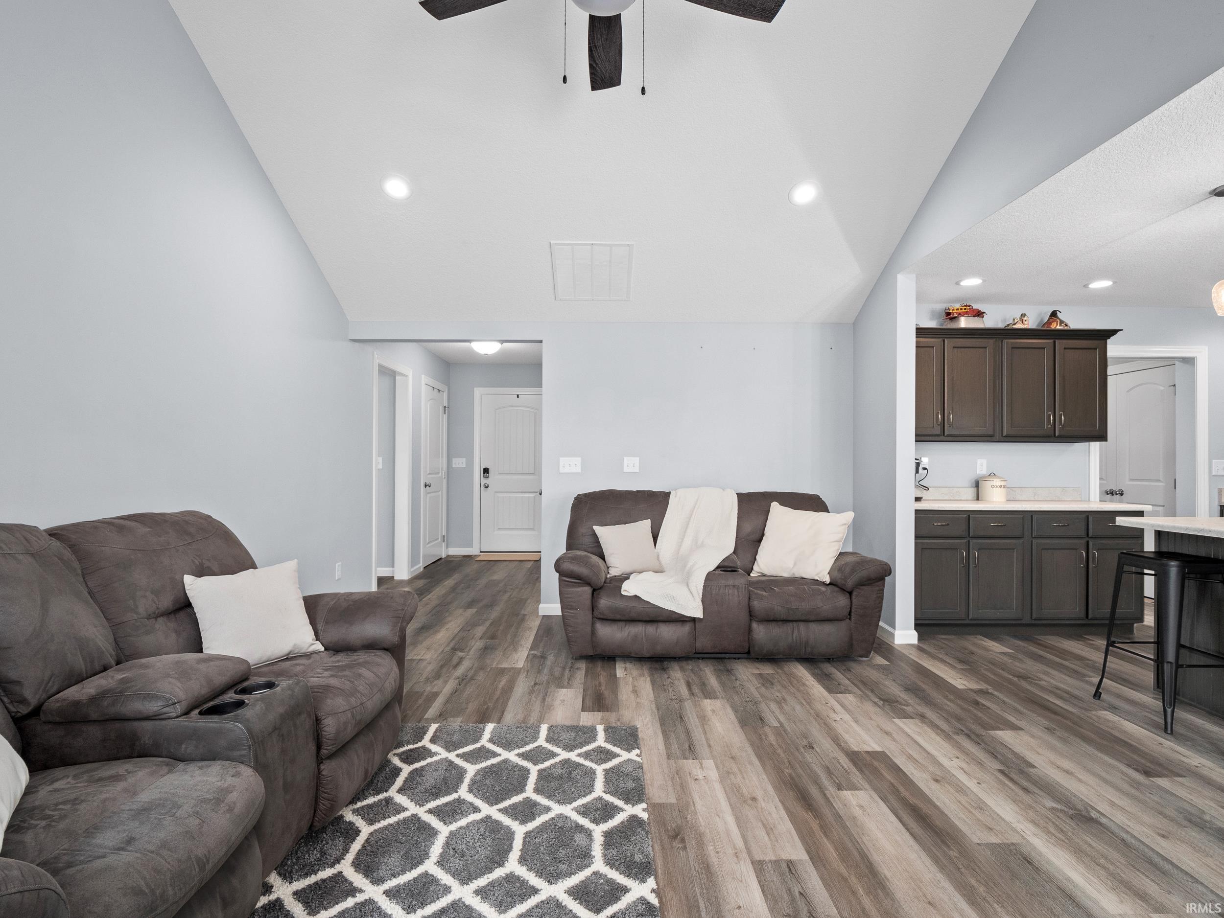 Photo 5 of 68178 Kestrel Lane