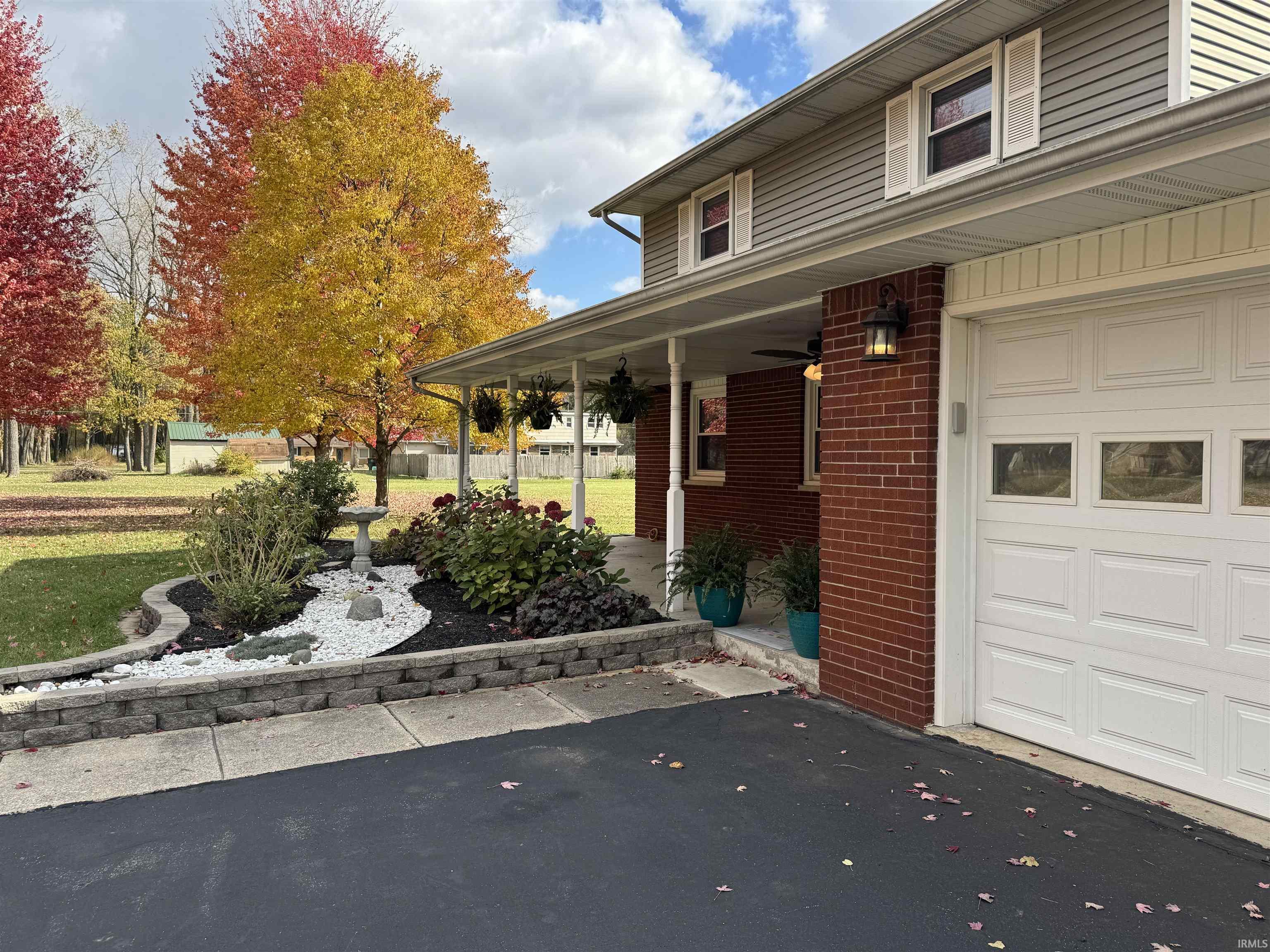 Homes for sale in Muncie, IN | 4001 W 28th St, Muncie, IN 47302 | MLS# 202544342