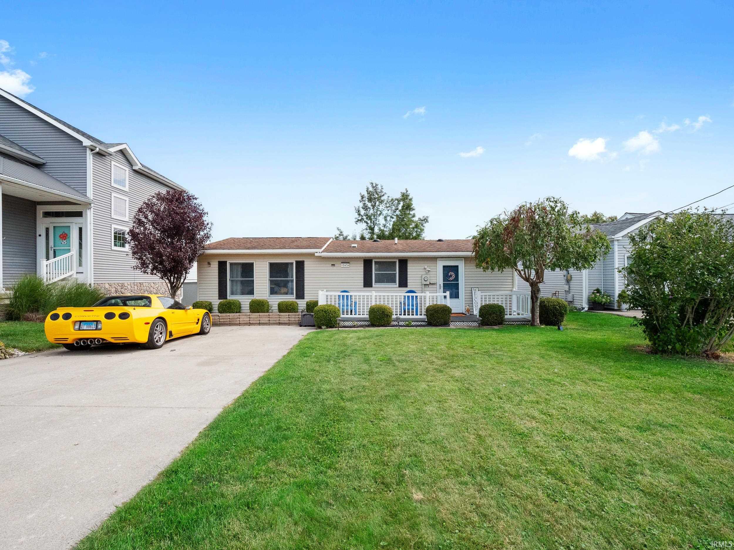 Photo 3 of 10454 N 800 E