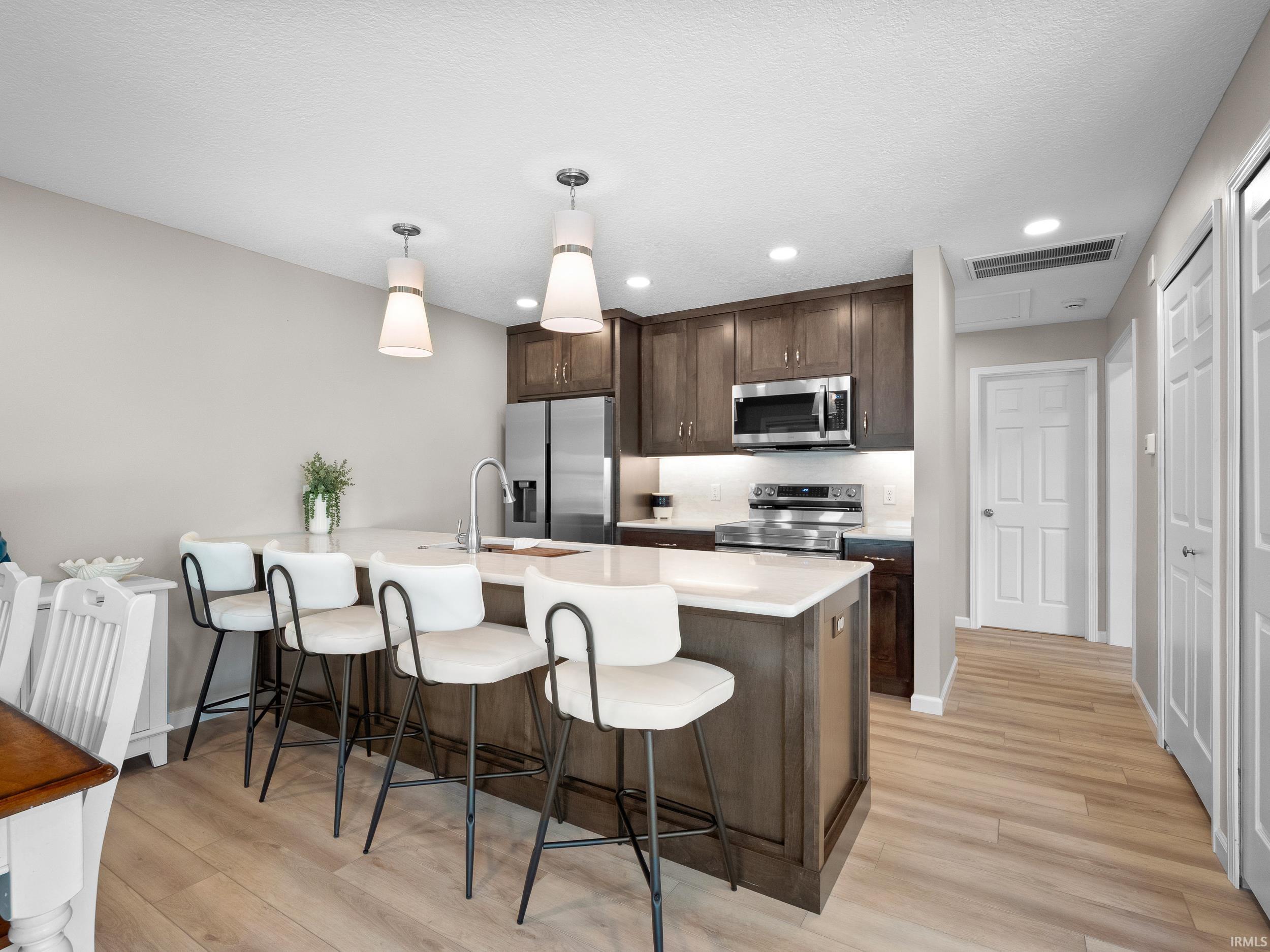 Photo 11 of 700 S Lakeside Drive